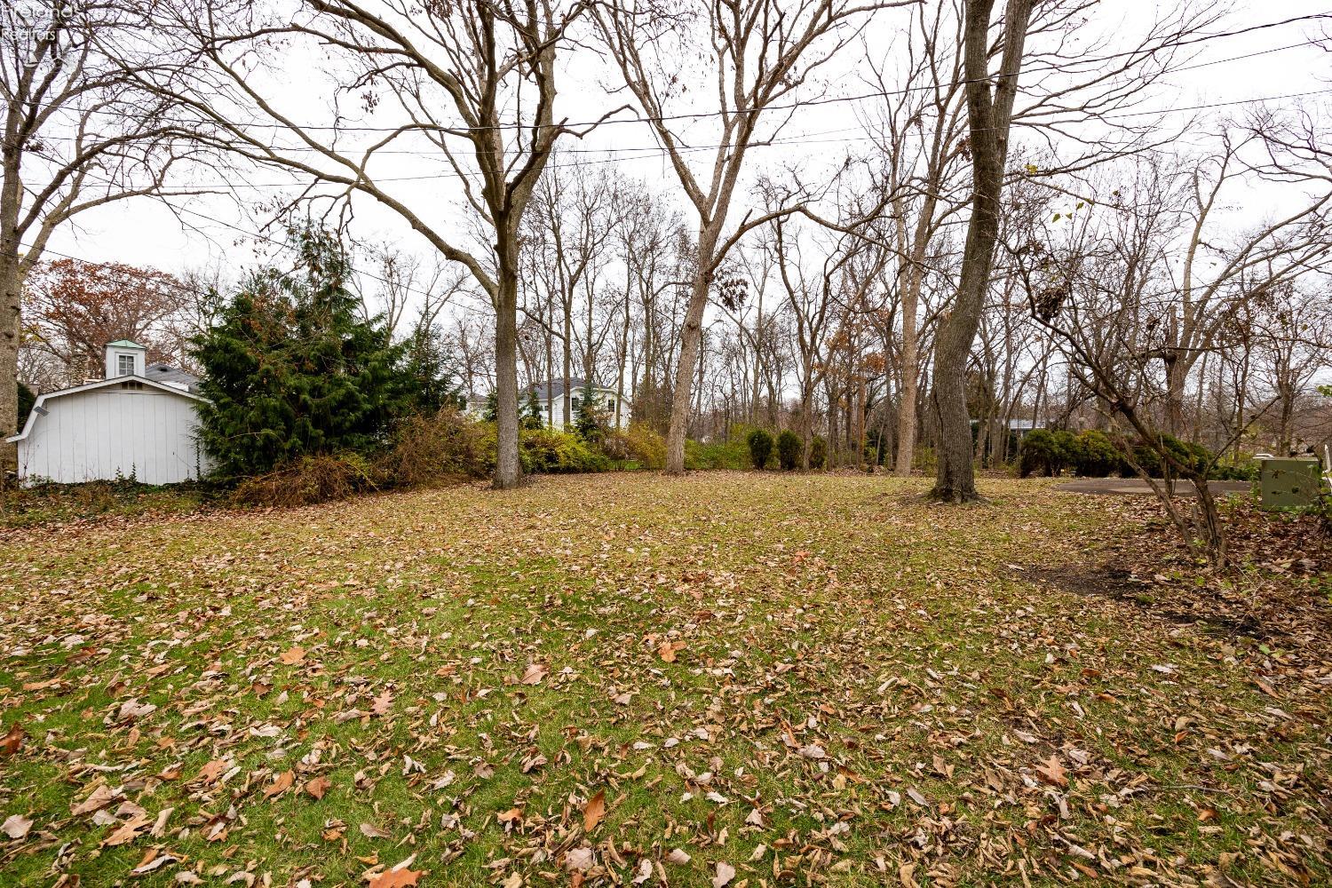 4291 E Trail