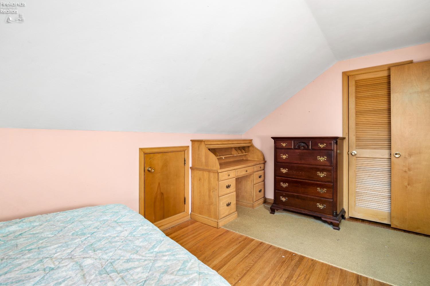 4291 E Trail