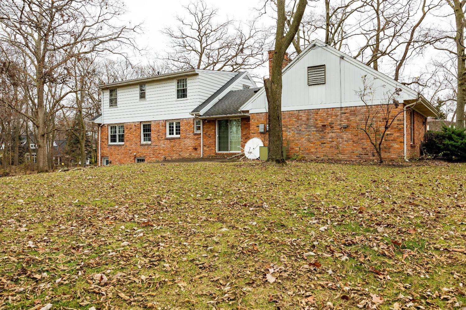 4291 E Trail