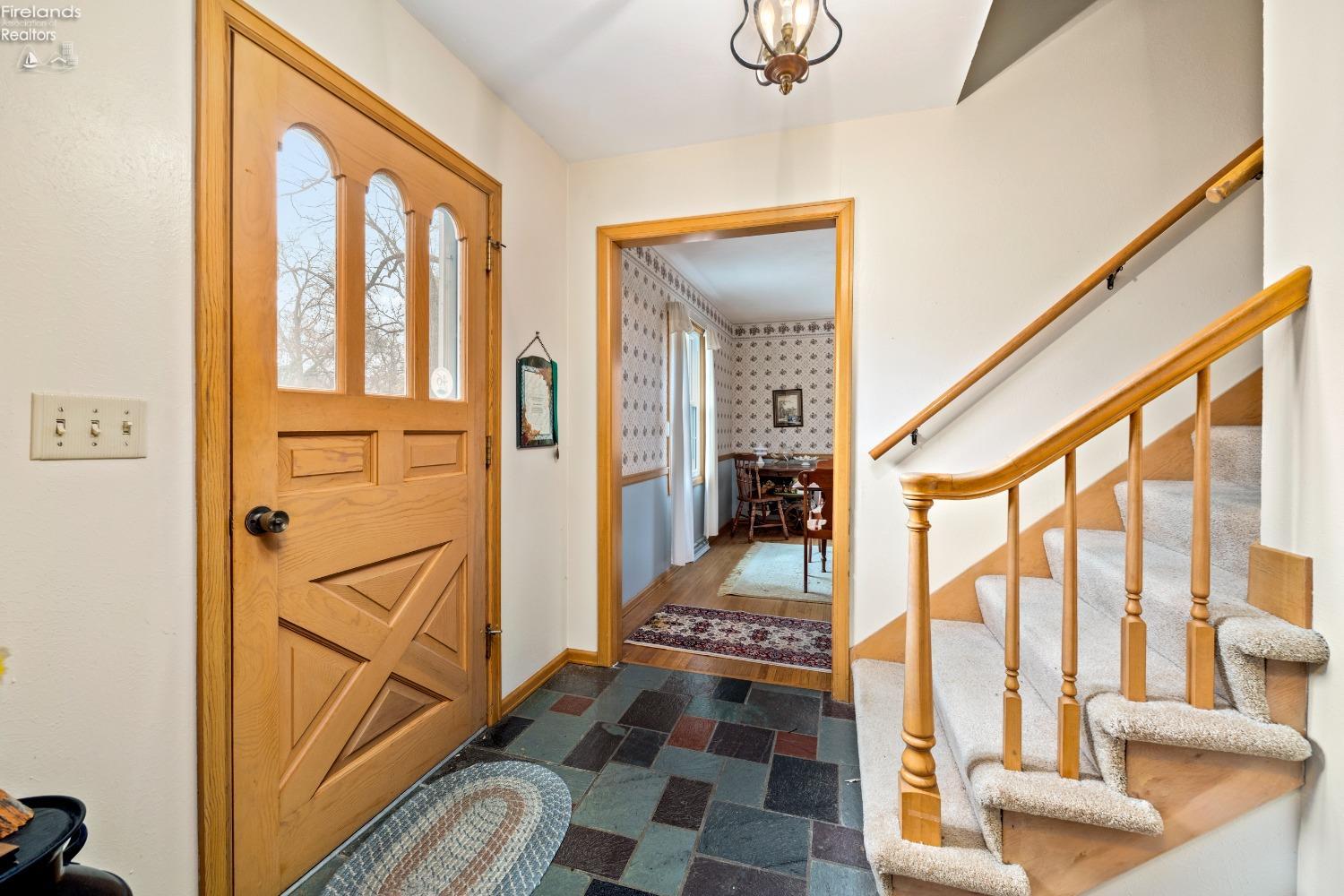 4291 E Trail