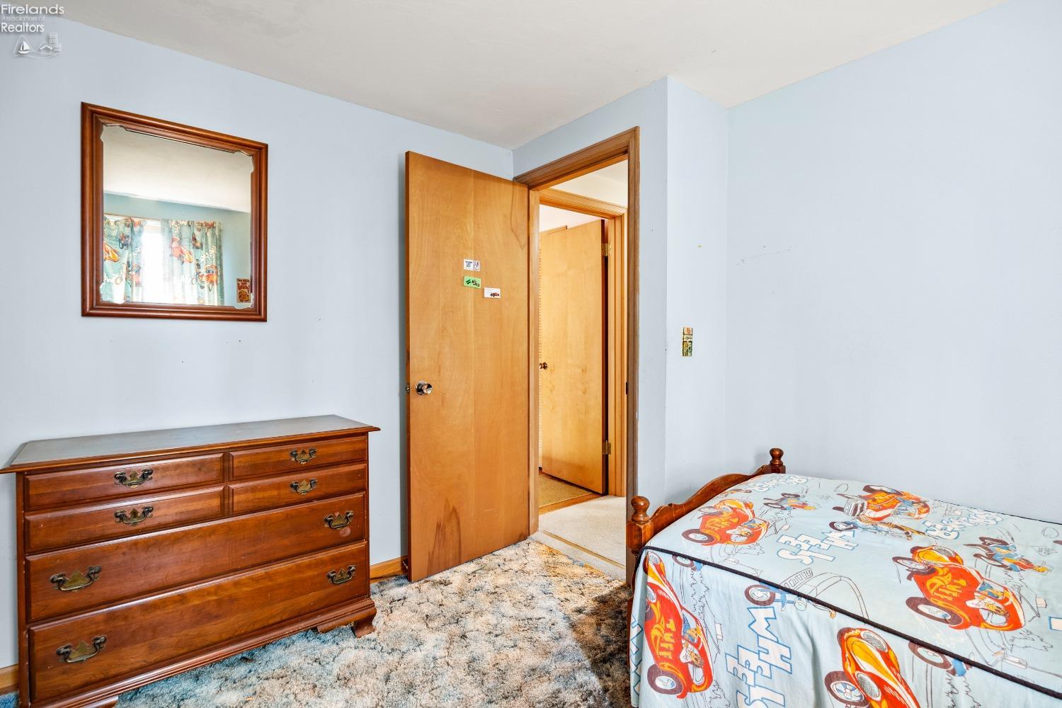 4291 E Trail