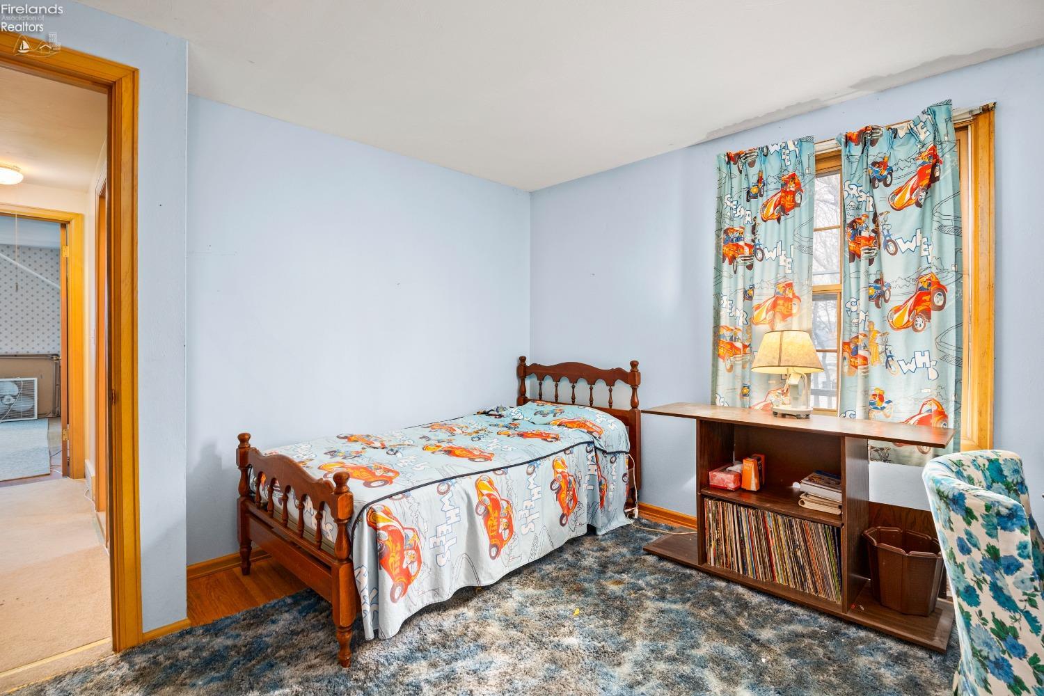 4291 E Trail