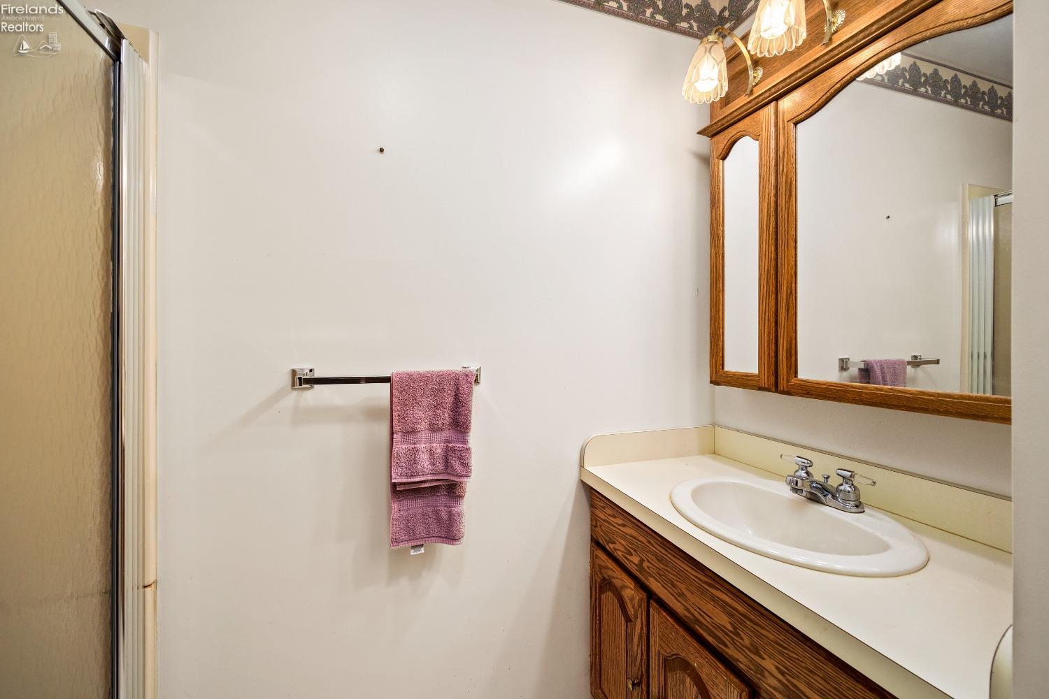 4291 E Trail