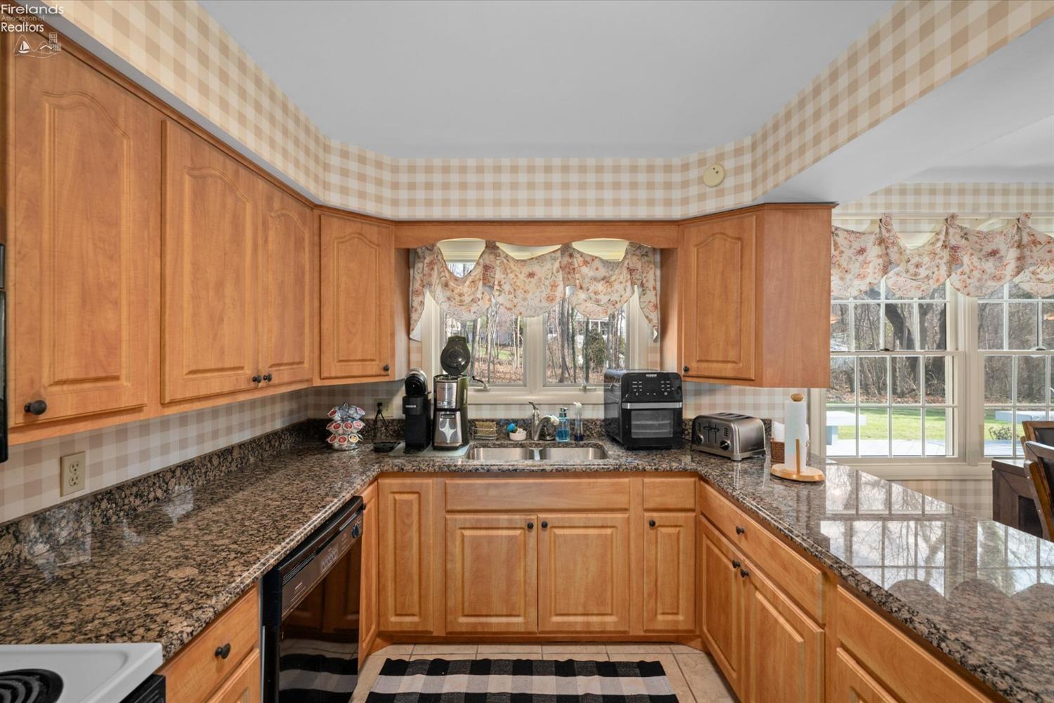 2173 N Carriage Lane