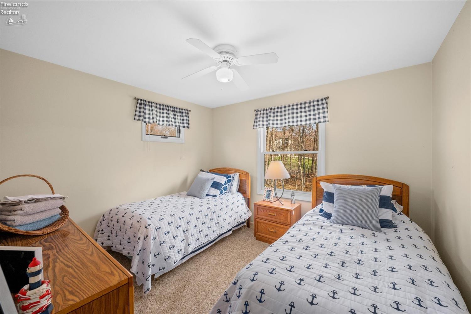 2173 N Carriage Lane