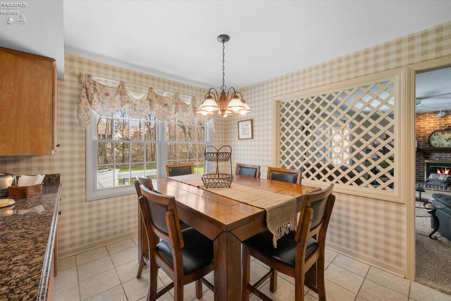 2173 N Carriage Lane