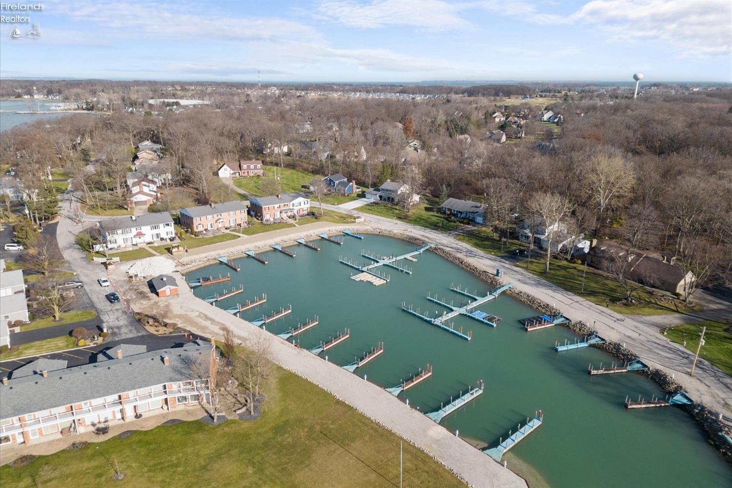 2173 N Carriage Lane