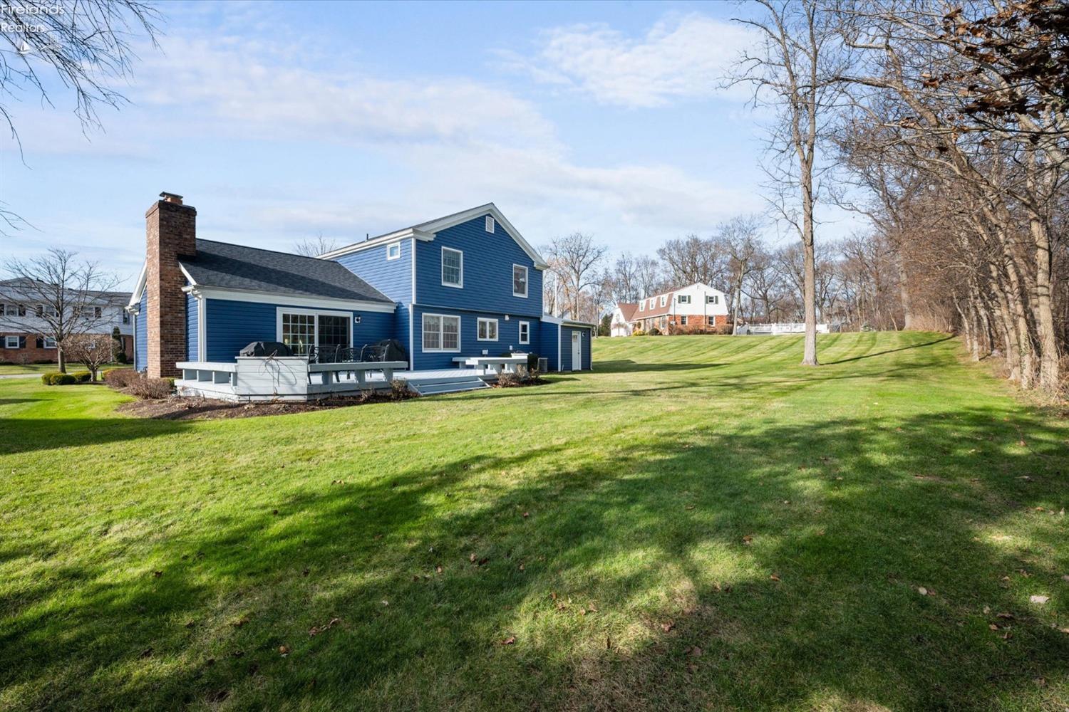 2173 N Carriage Lane