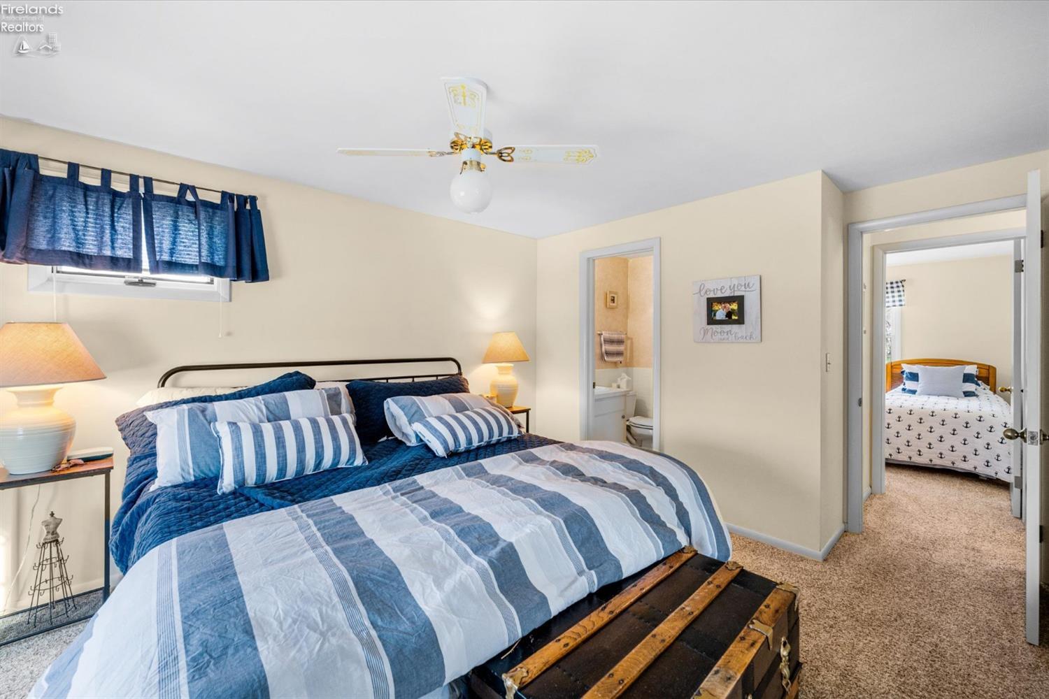 2173 N Carriage Lane