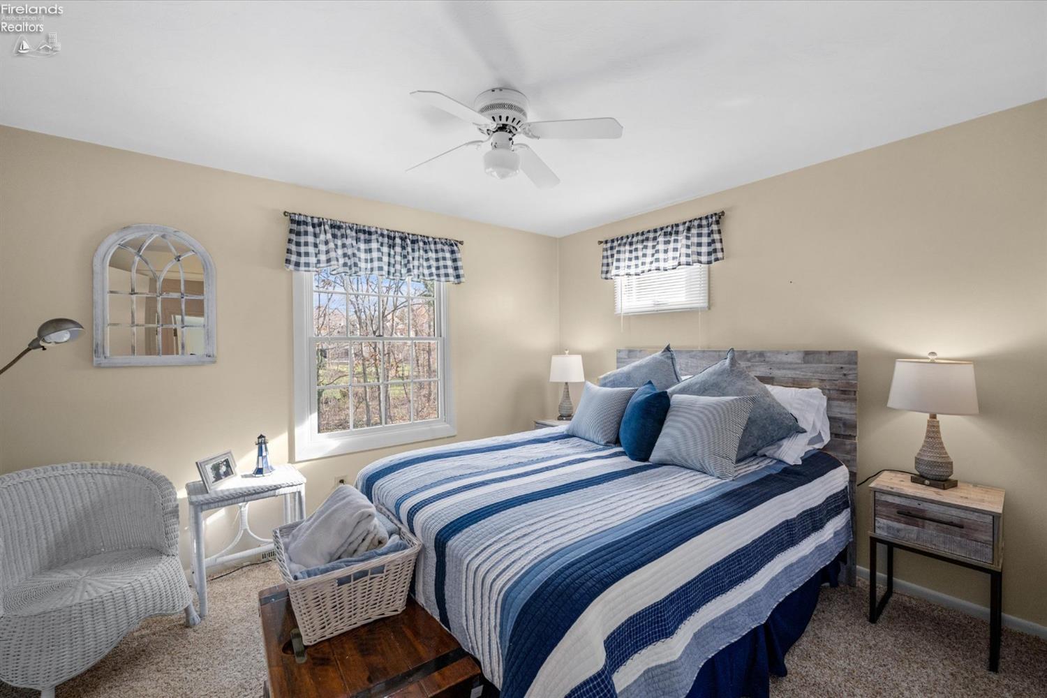 2173 N Carriage Lane