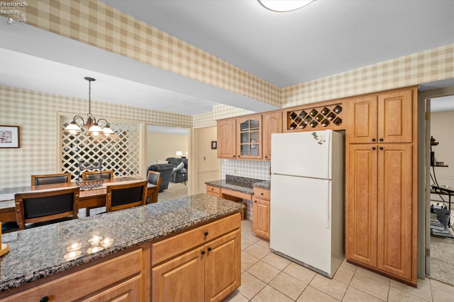 2173 N Carriage Lane