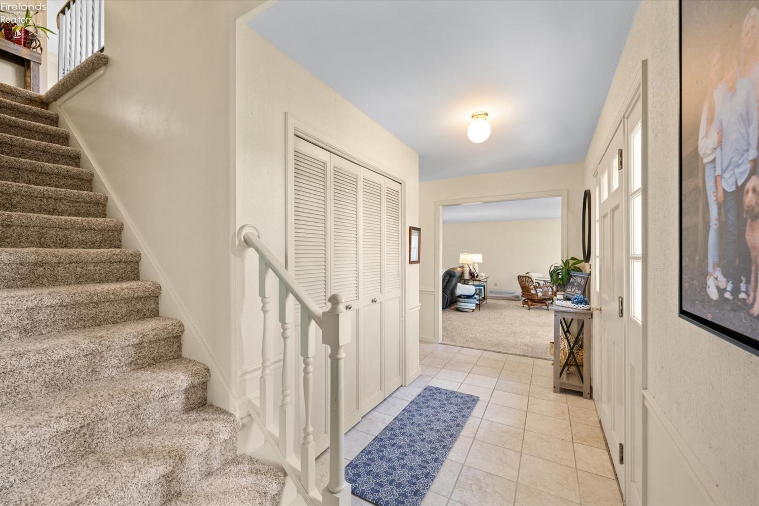 2173 N Carriage Lane