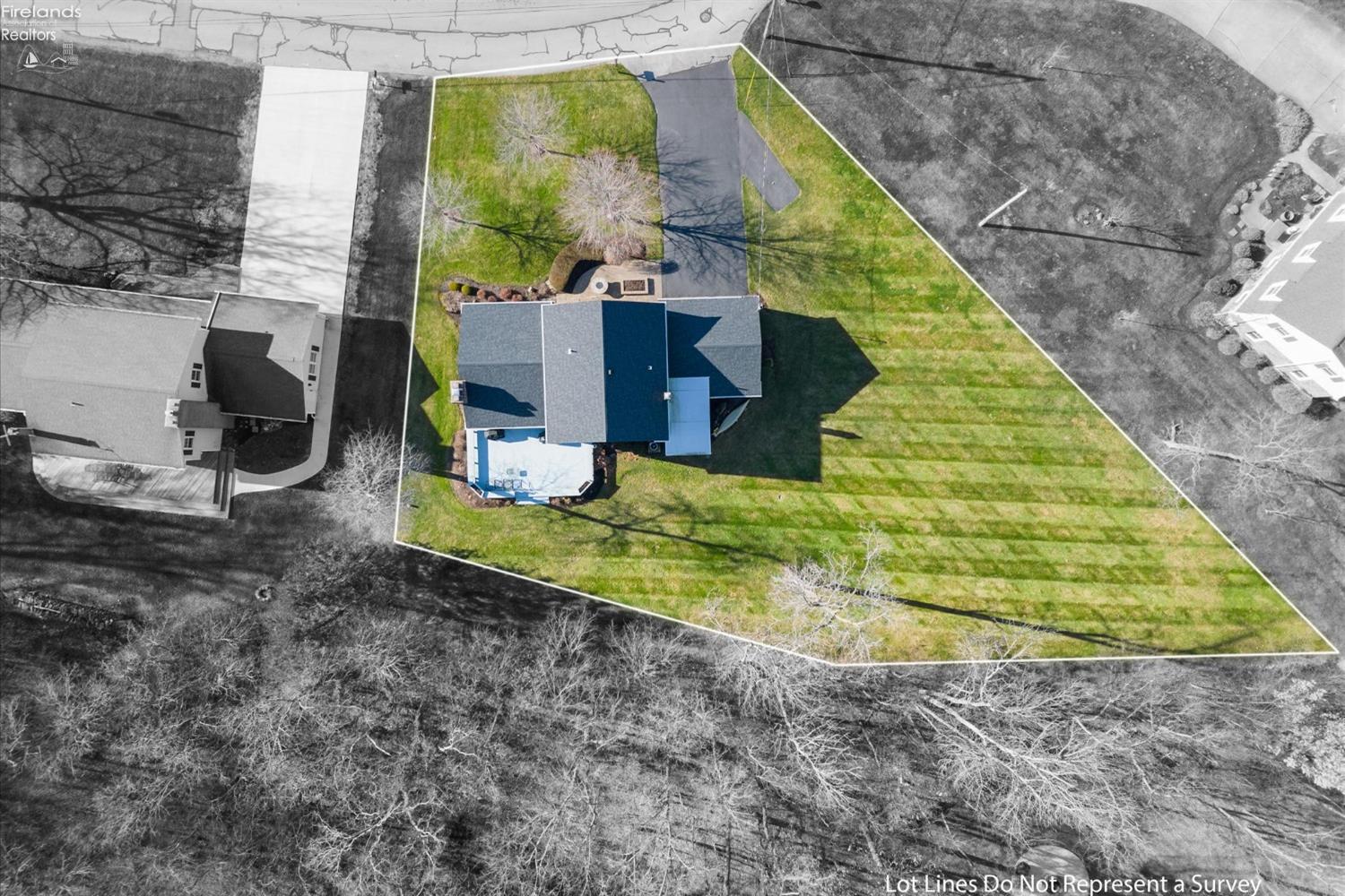 2173 N Carriage Lane