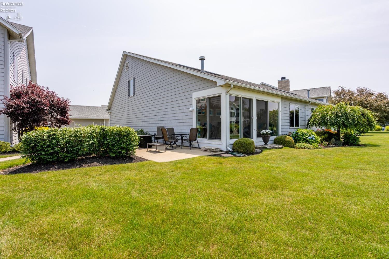10654 E Bayshore Road 82
