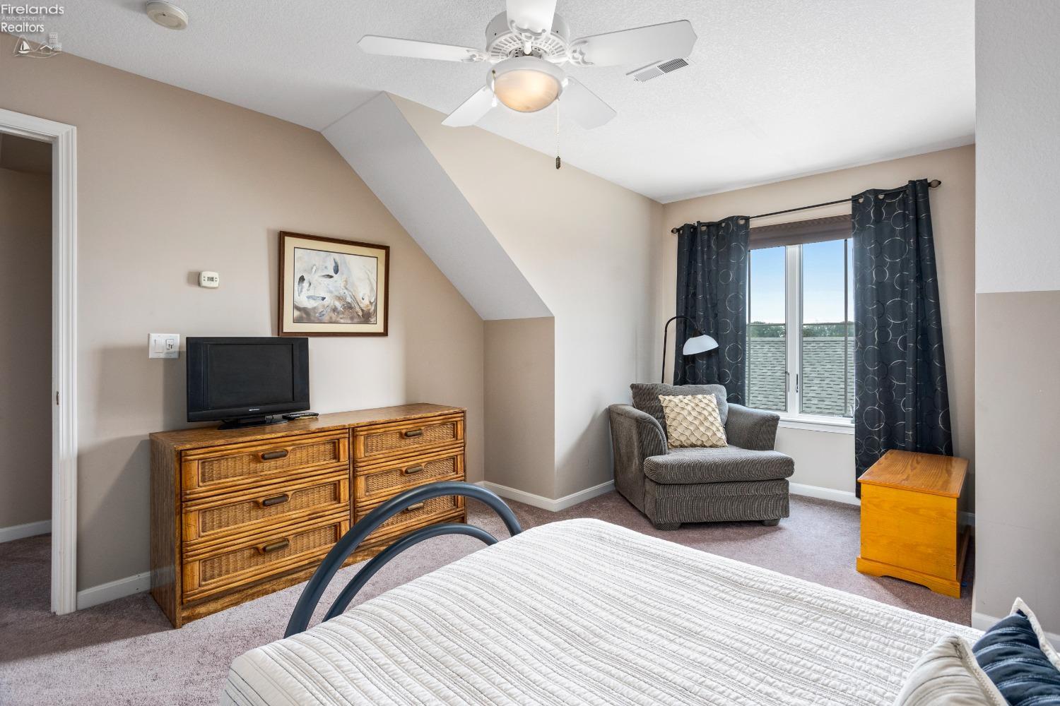 10654 E Bayshore Road 82