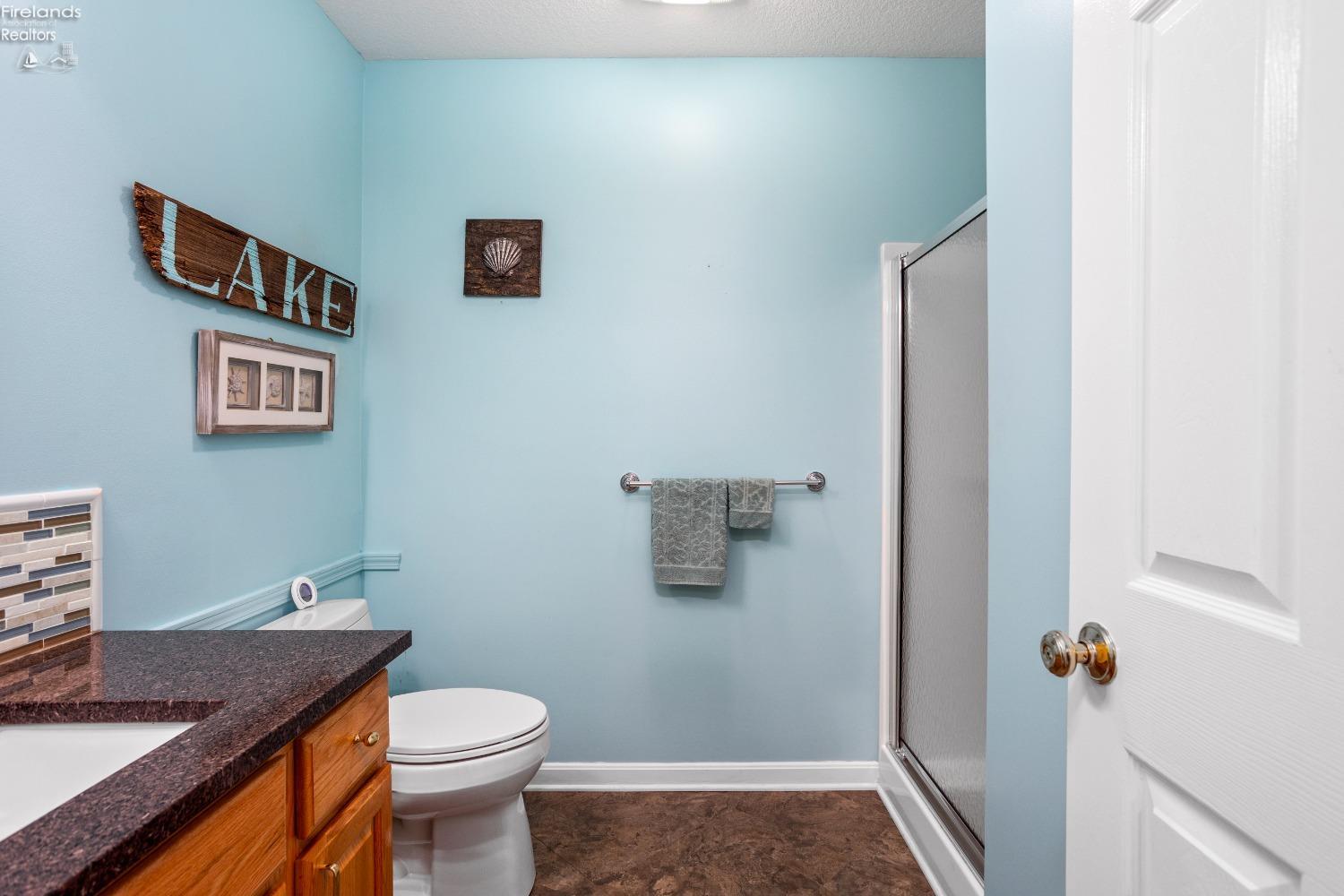 10654 E Bayshore Road 82