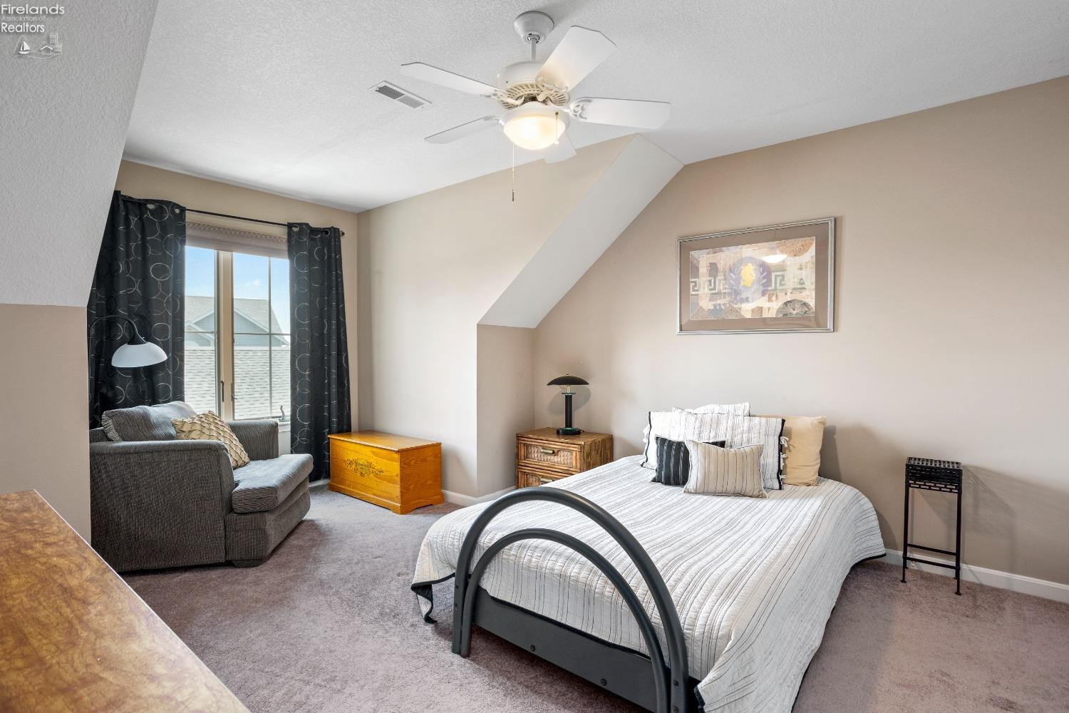 10654 E Bayshore Road 82