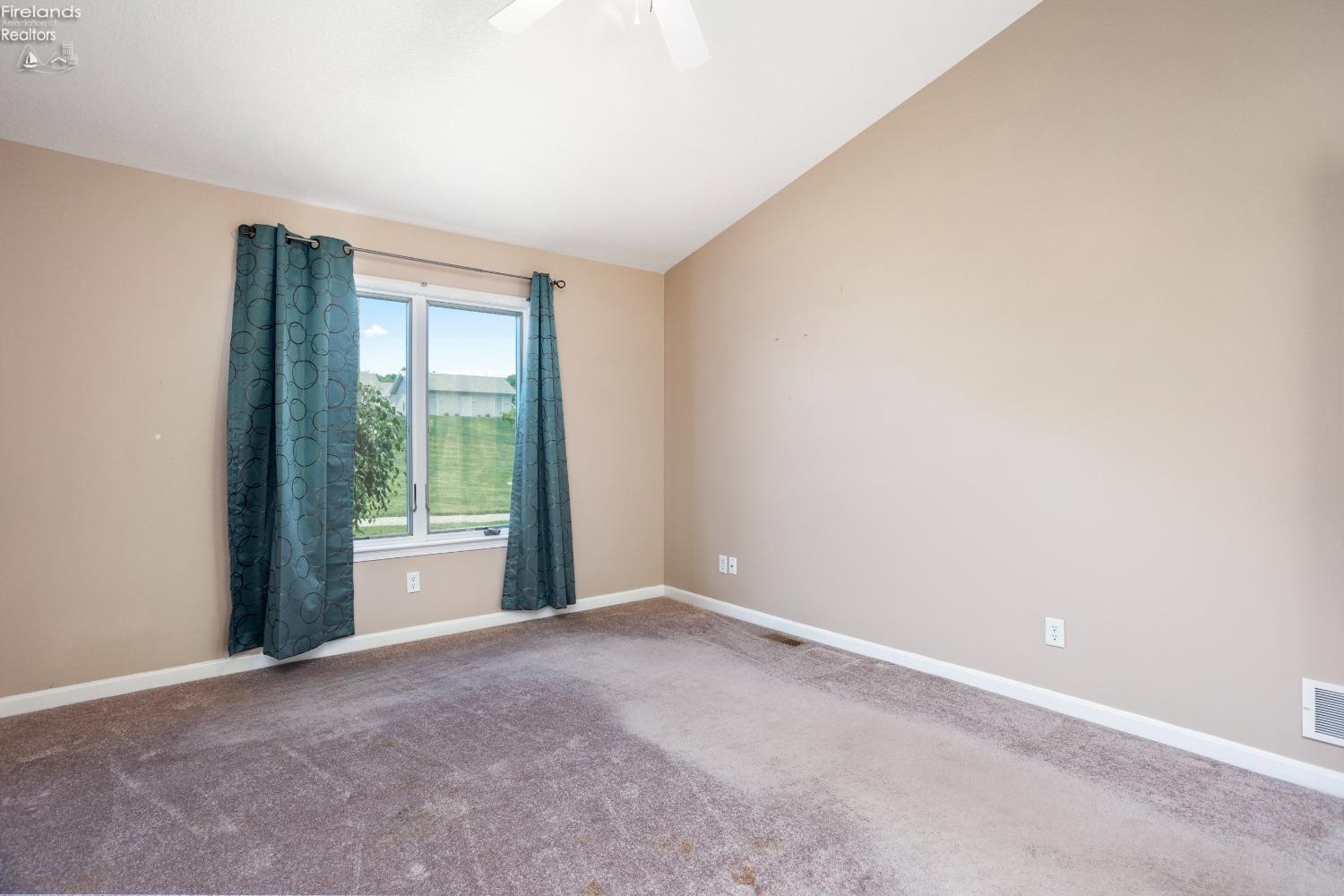 10654 E Bayshore Road 82