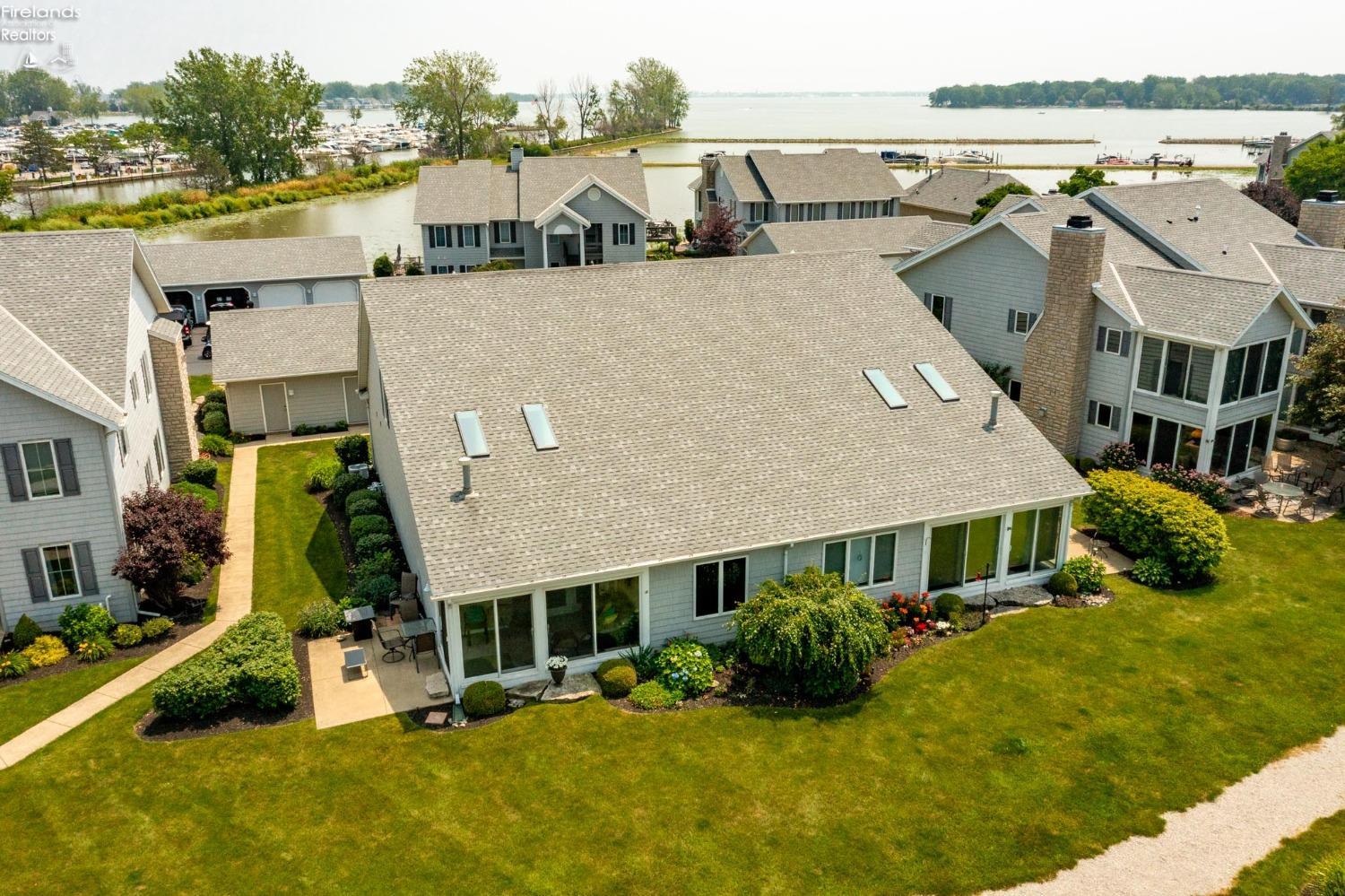 10654 E Bayshore Road 82