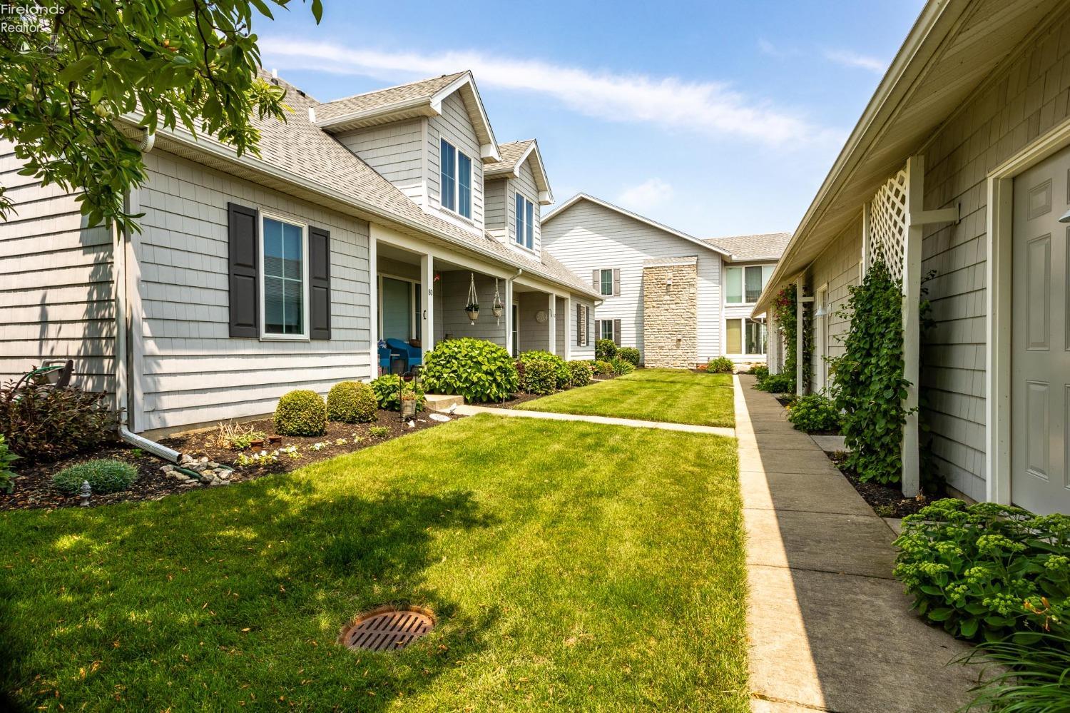10654 E Bayshore Road 82
