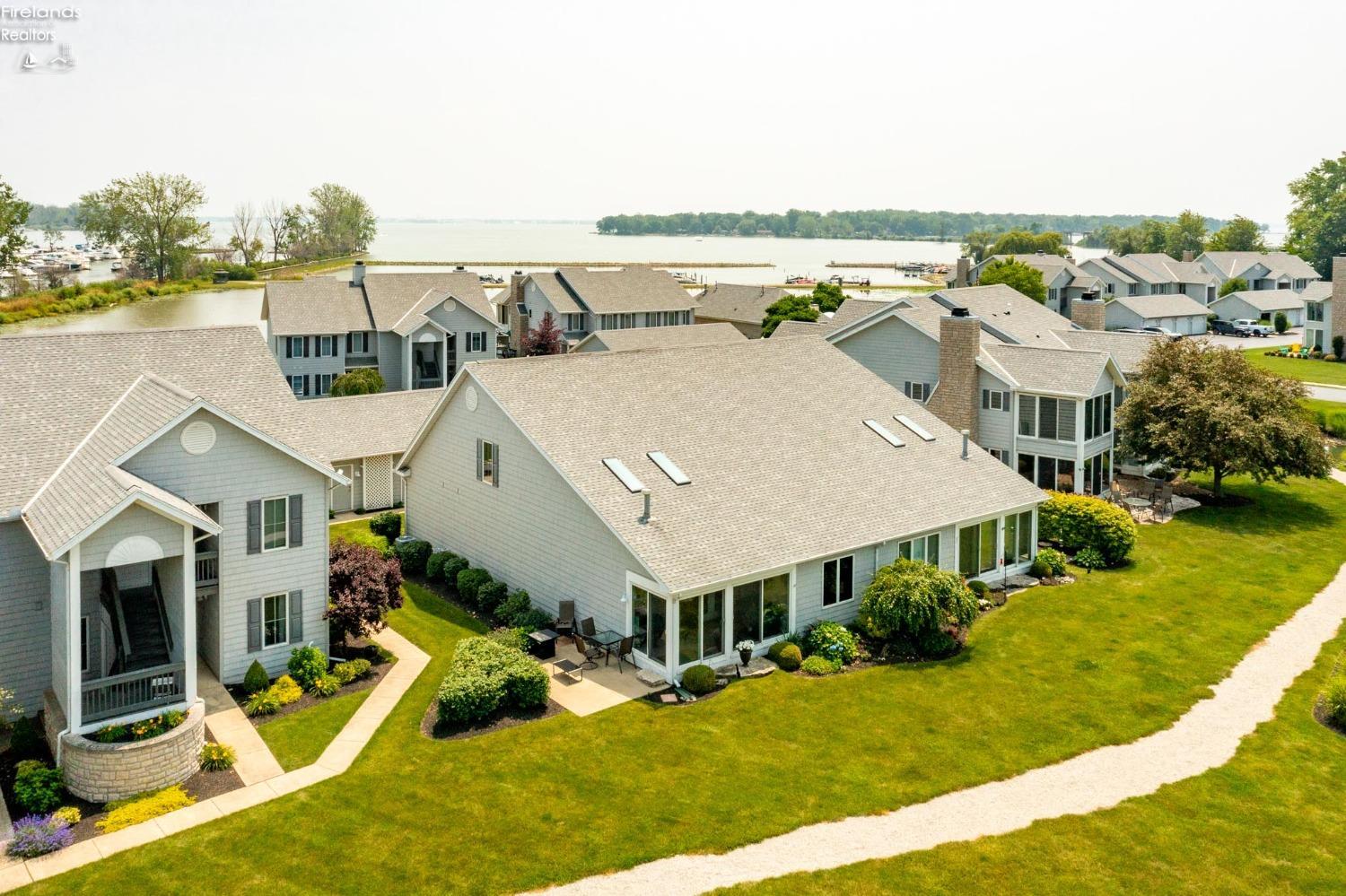 10654 E Bayshore Road 82