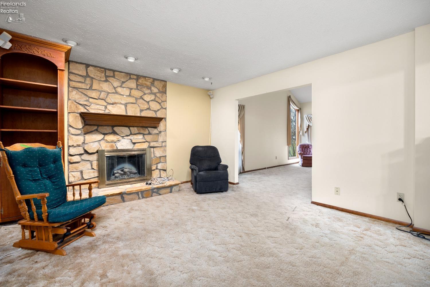 11651 Robson