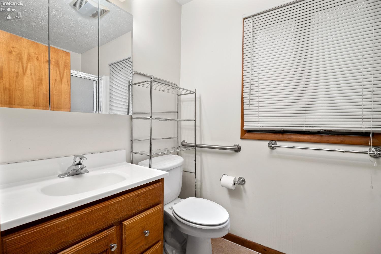 11651 Robson