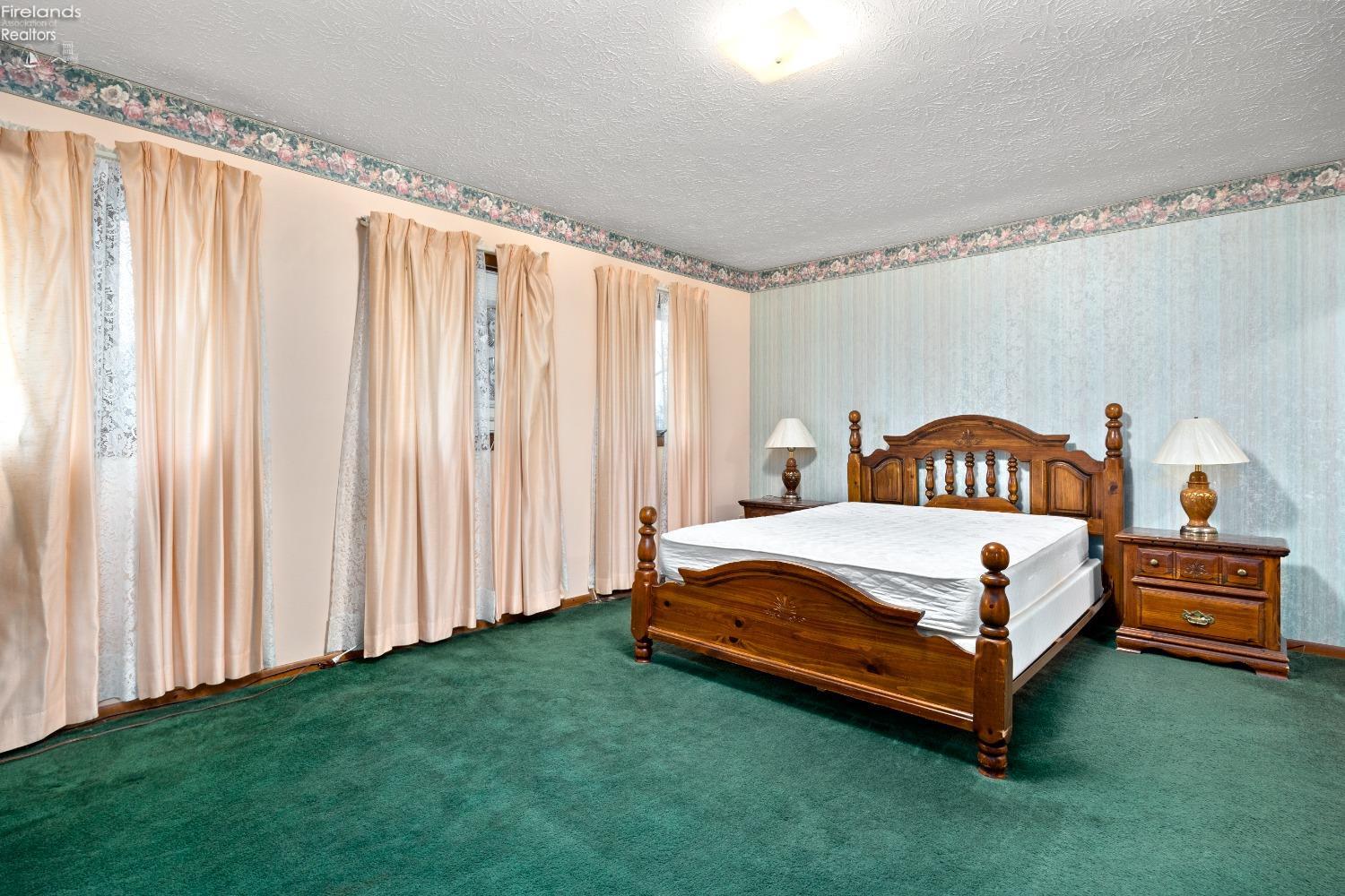 11651 Robson