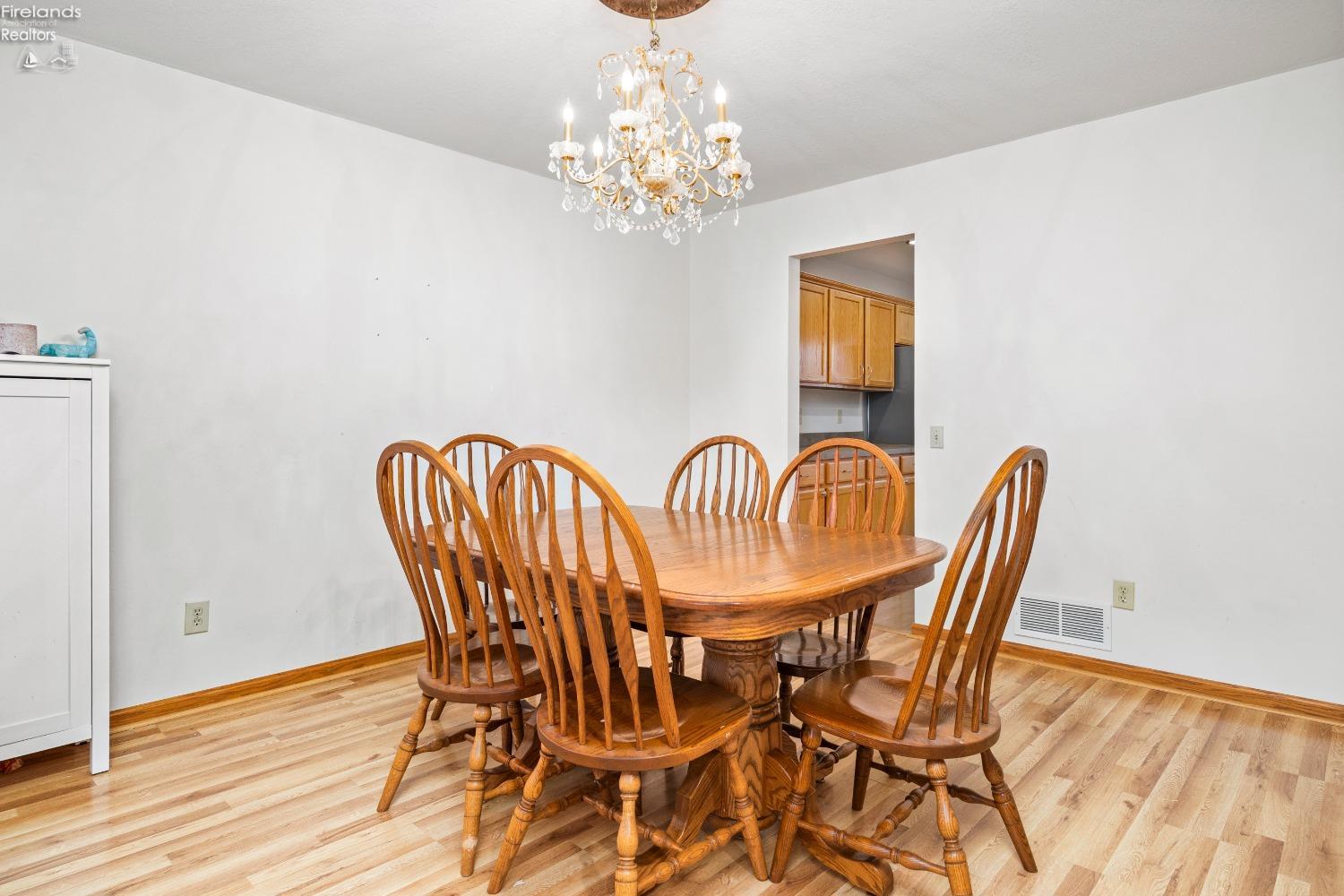 4938 Tumney Trail