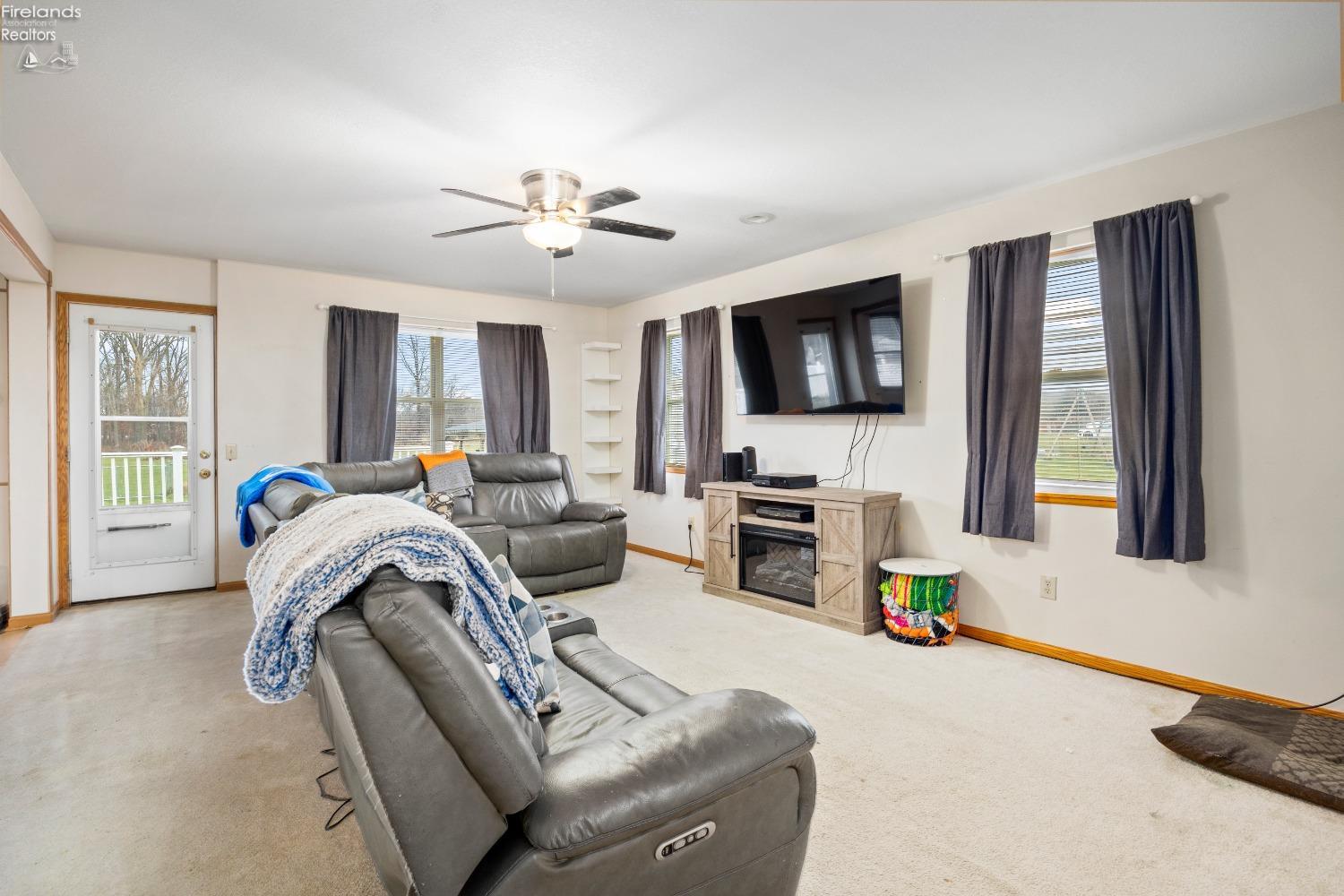 4938 Tumney Trail
