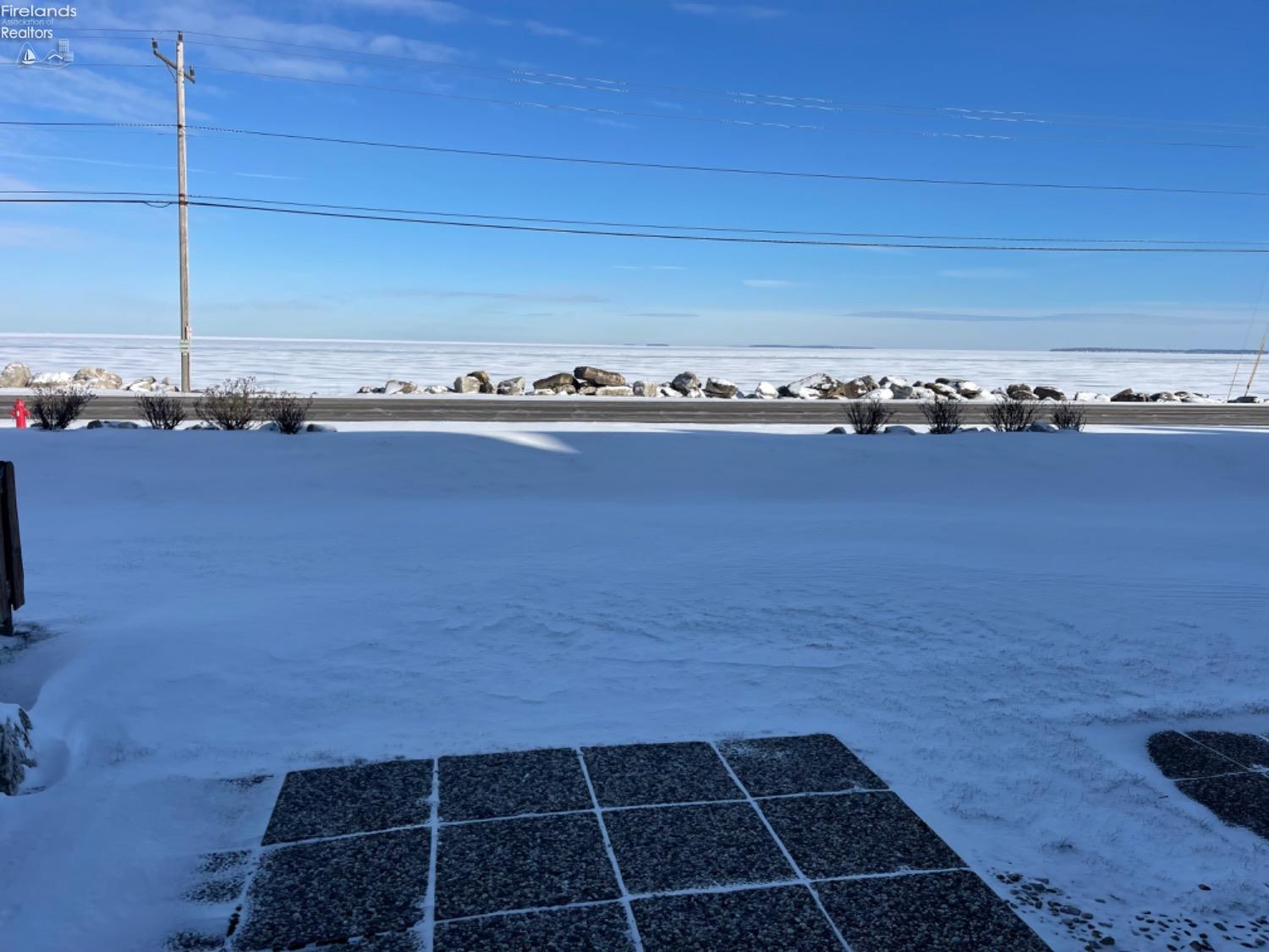 503 W Lakeshore Drive B2