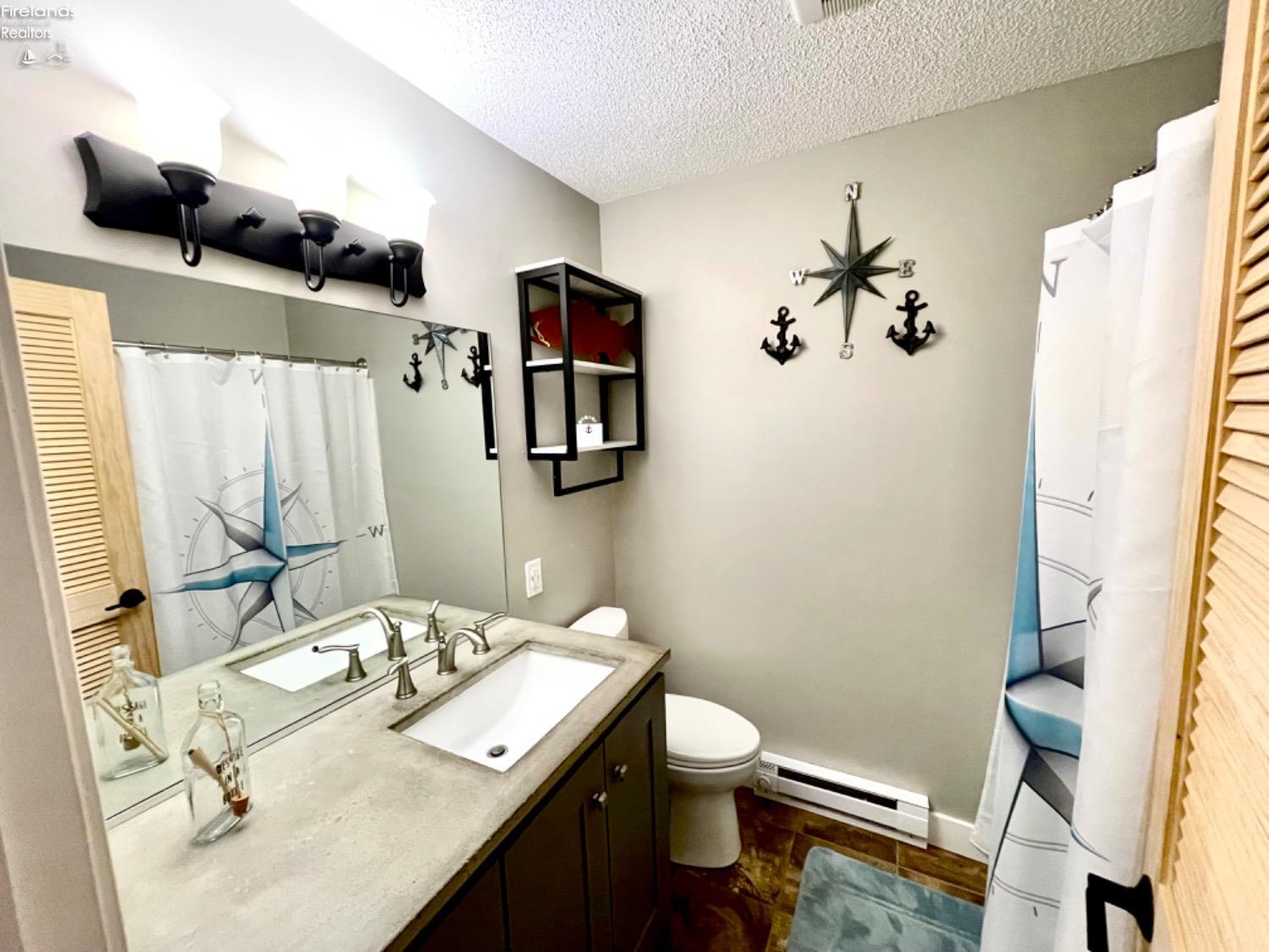 6316 N Harris Harbor Road