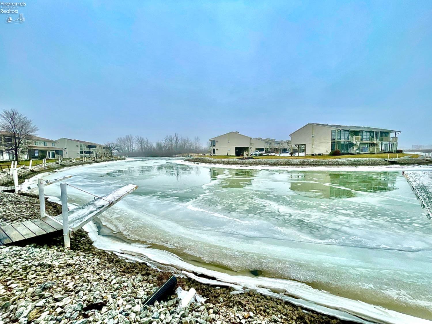 6316 N Harris Harbor Road