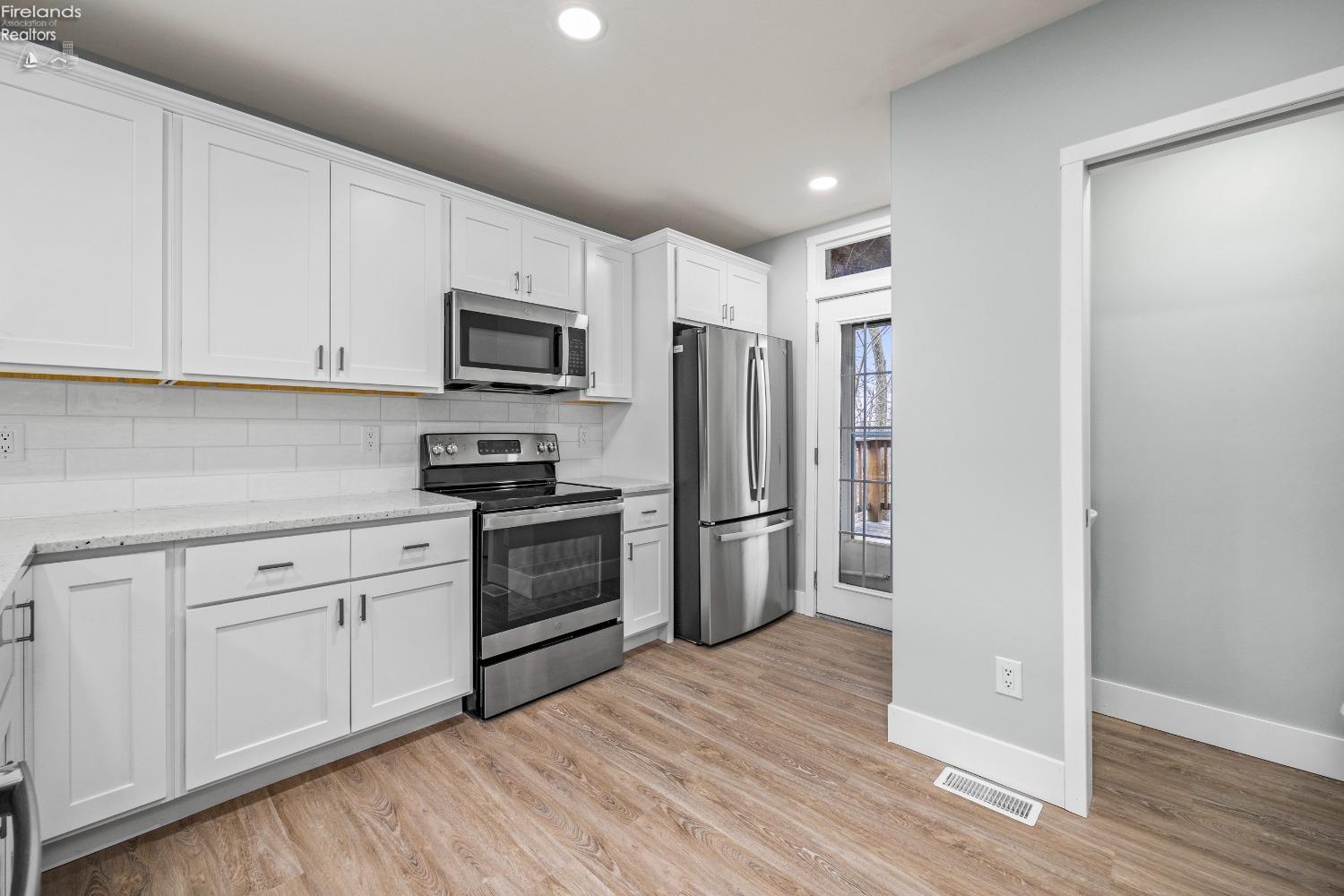 605 Union Place