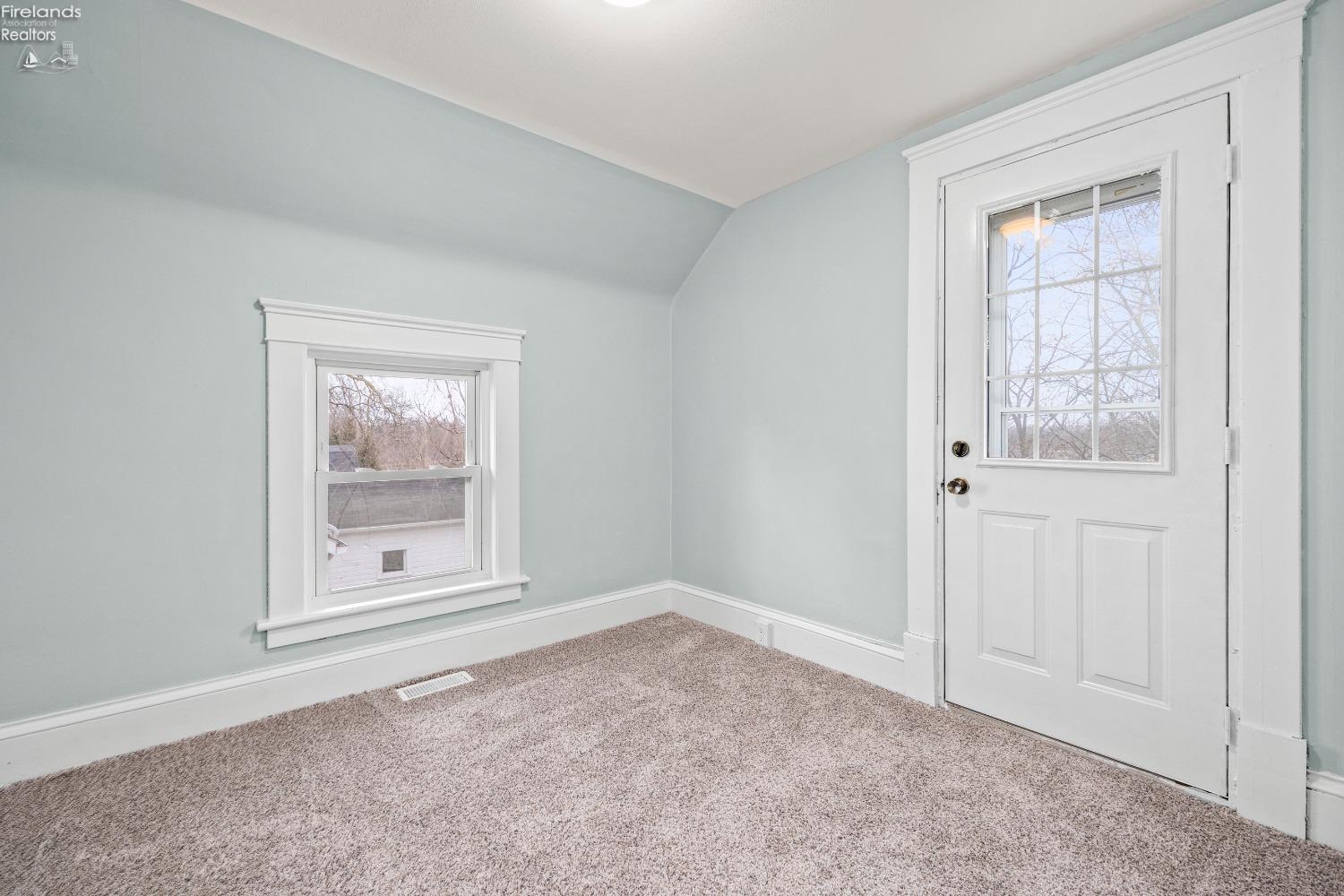 605 Union Place