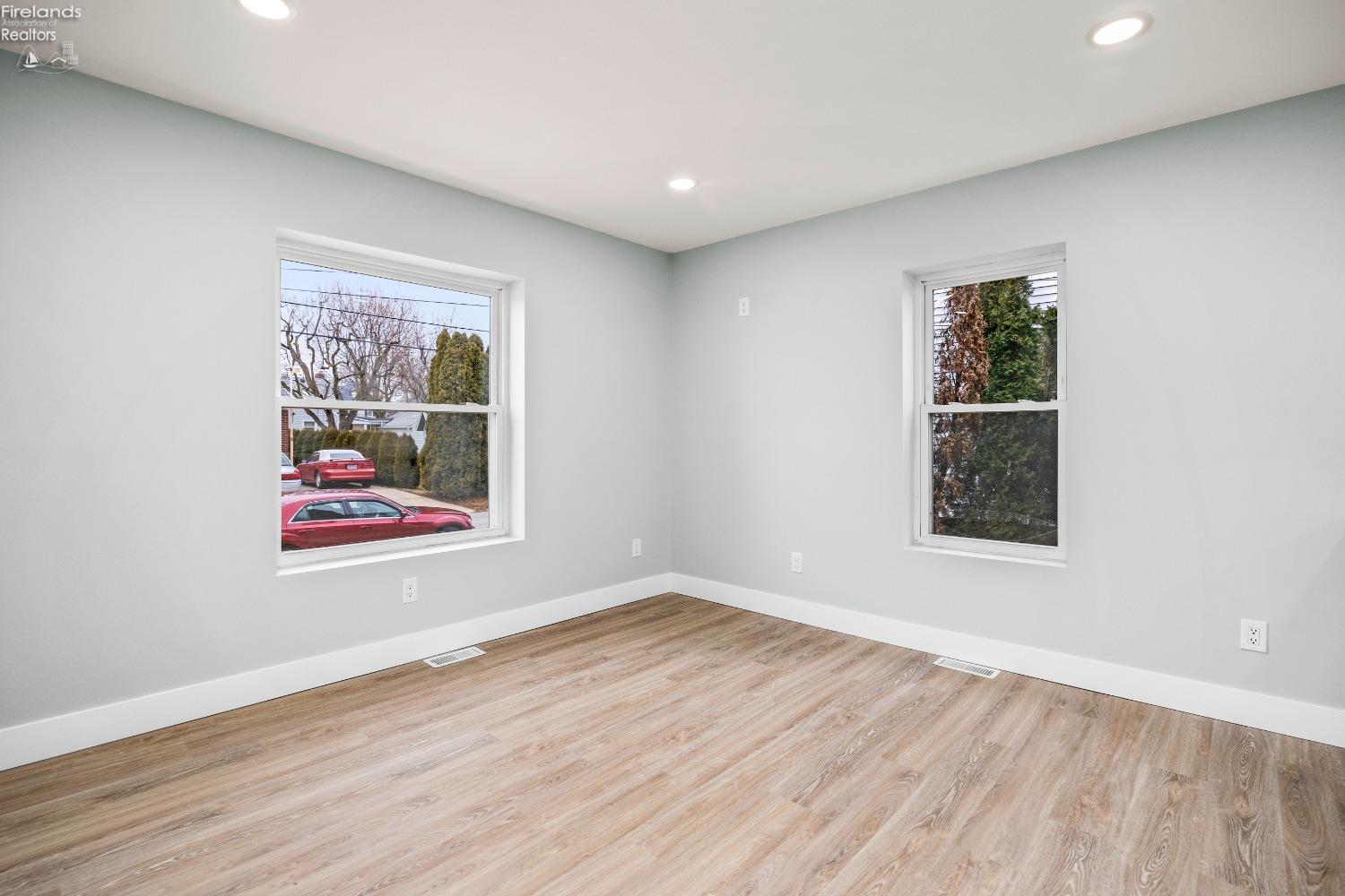 605 Union Place