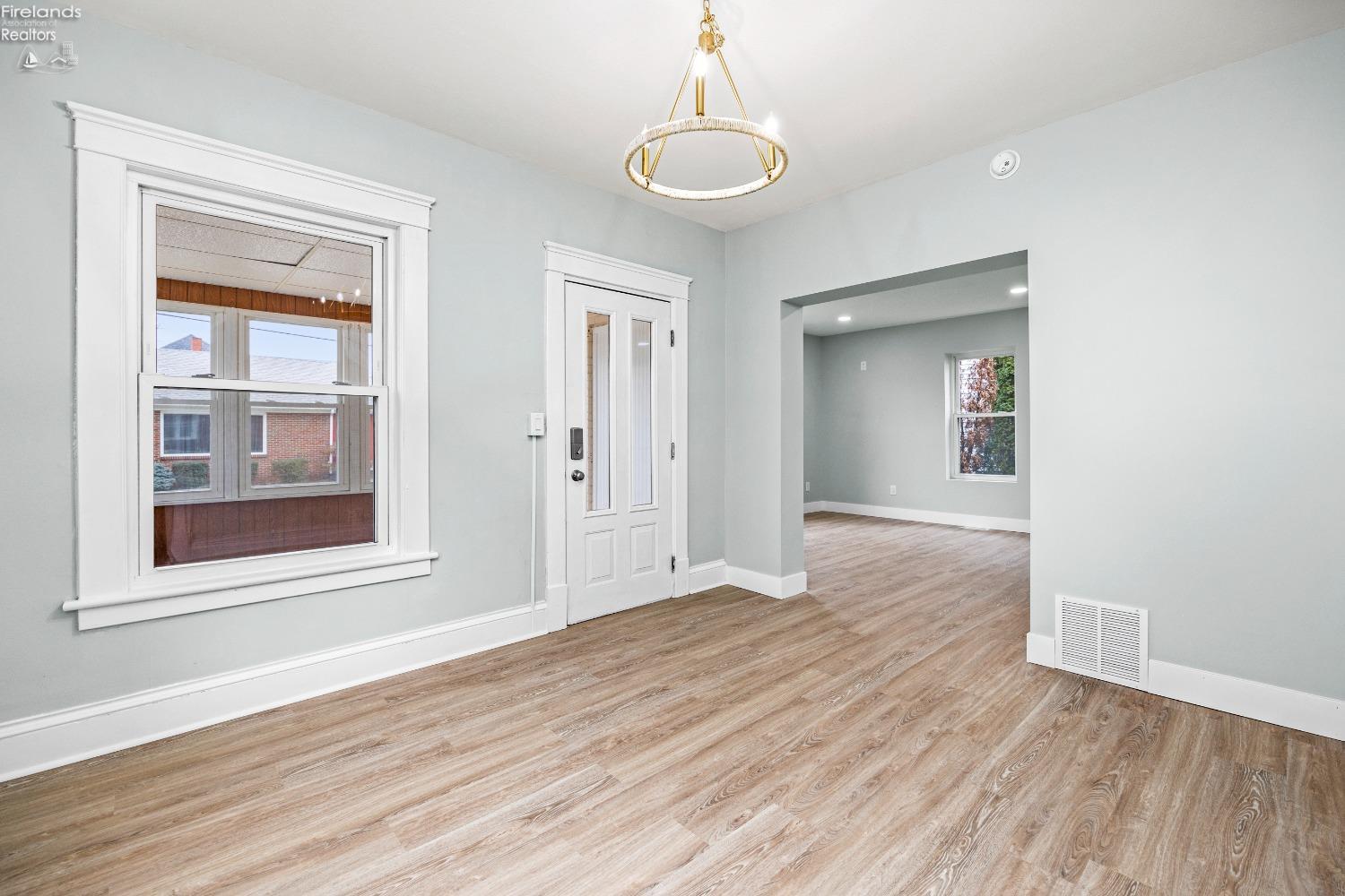 605 Union Place