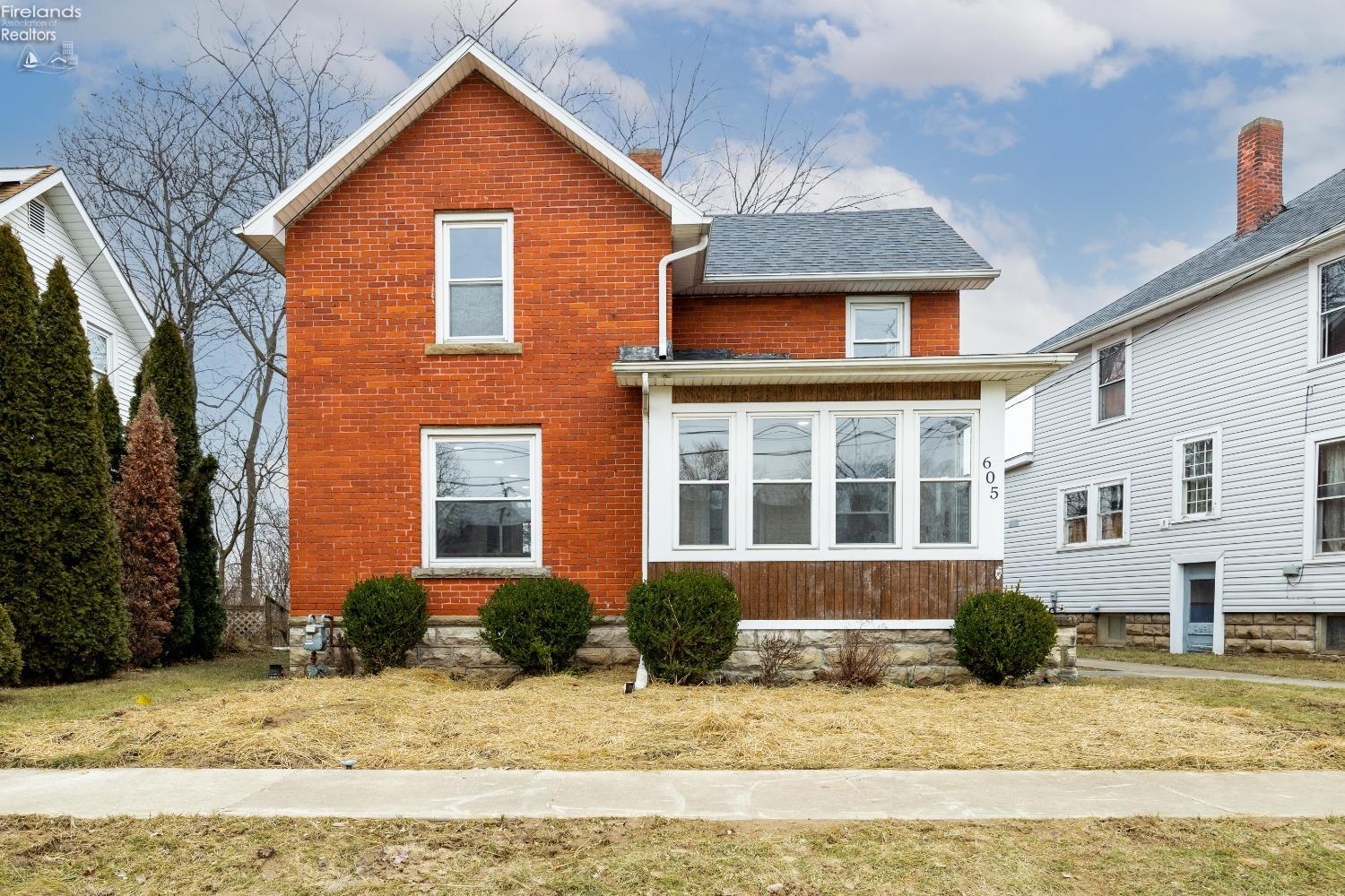 605 Union Place