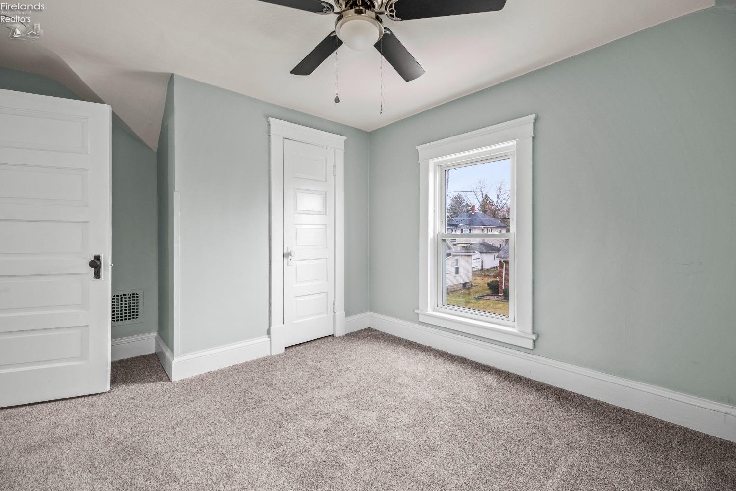 605 Union Place