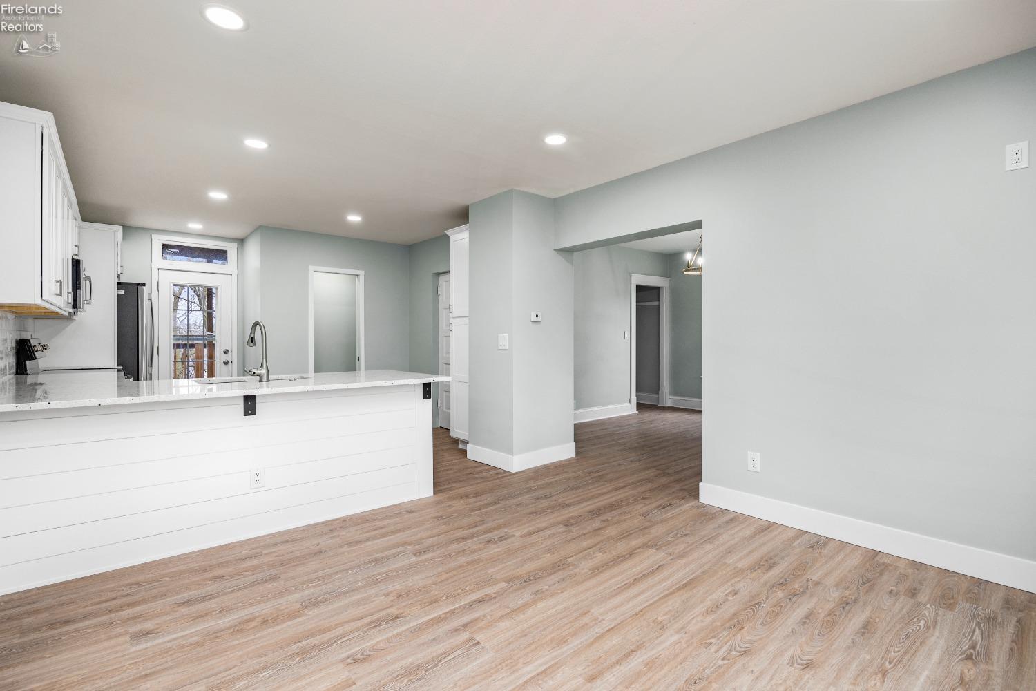 605 Union Place