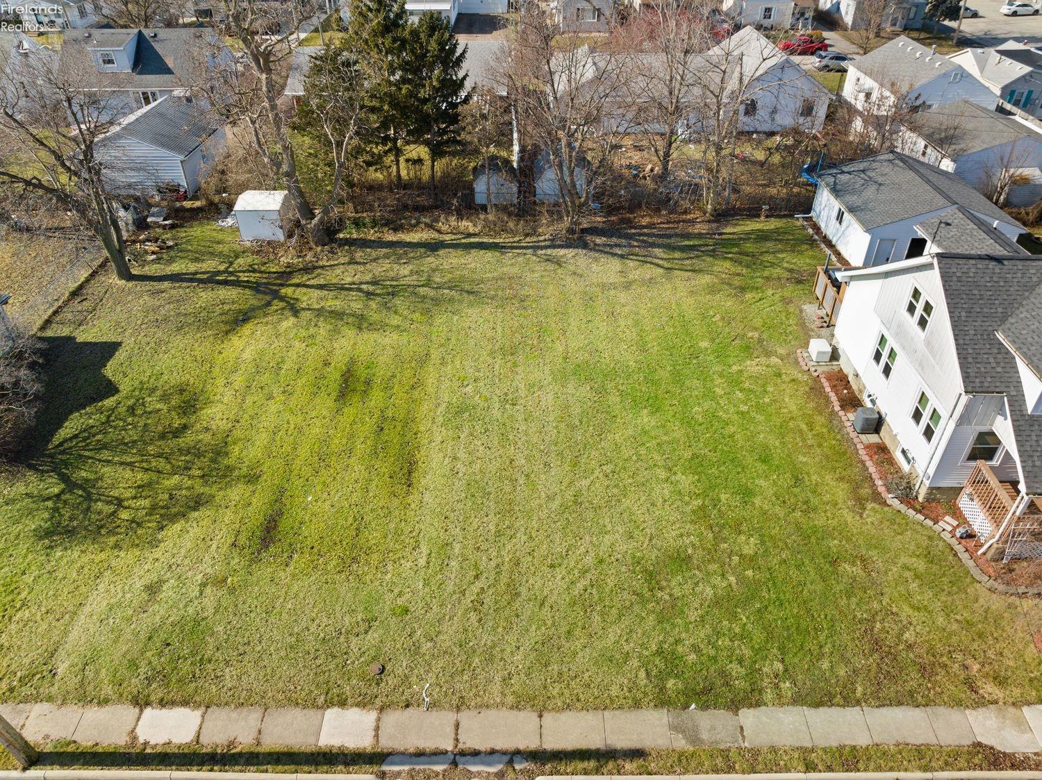 128 Maple Street