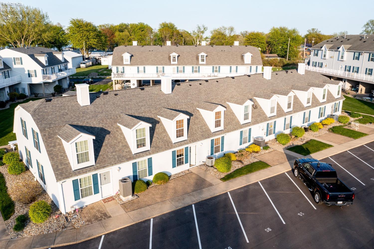 57 N Schooner Point Drive