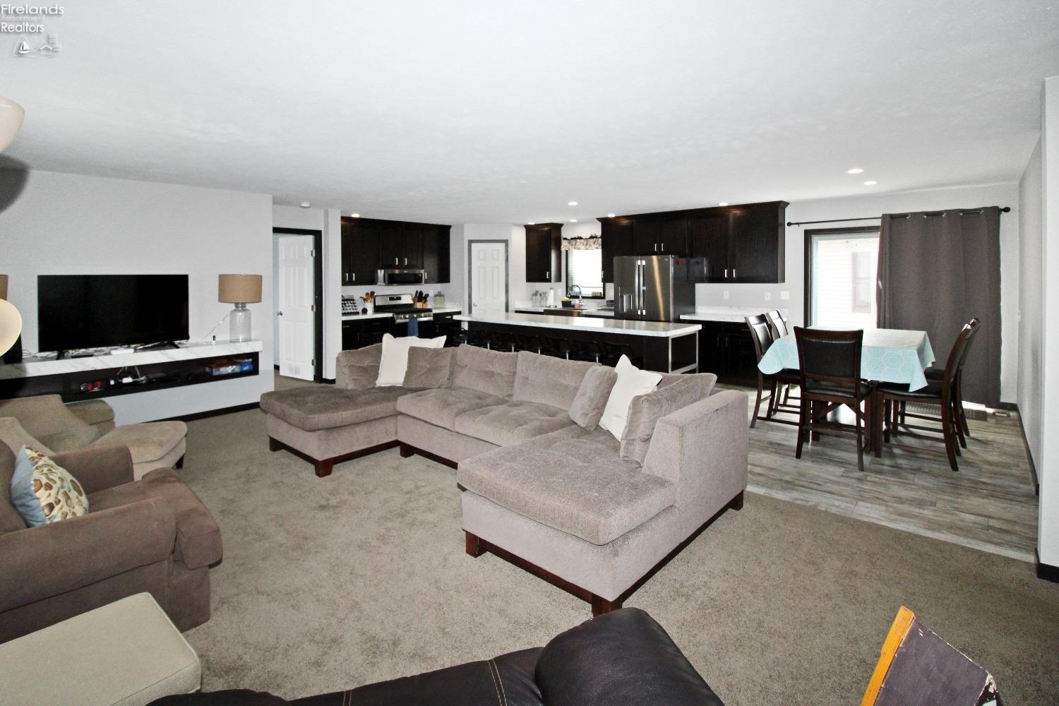 1609 N Coldwater Crossing Road