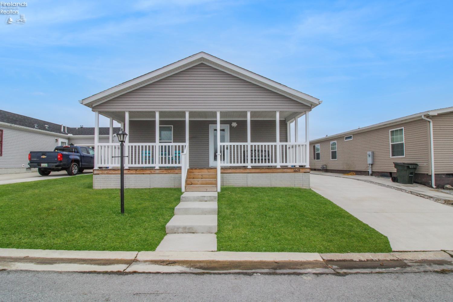 1609 N Coldwater Crossing Road