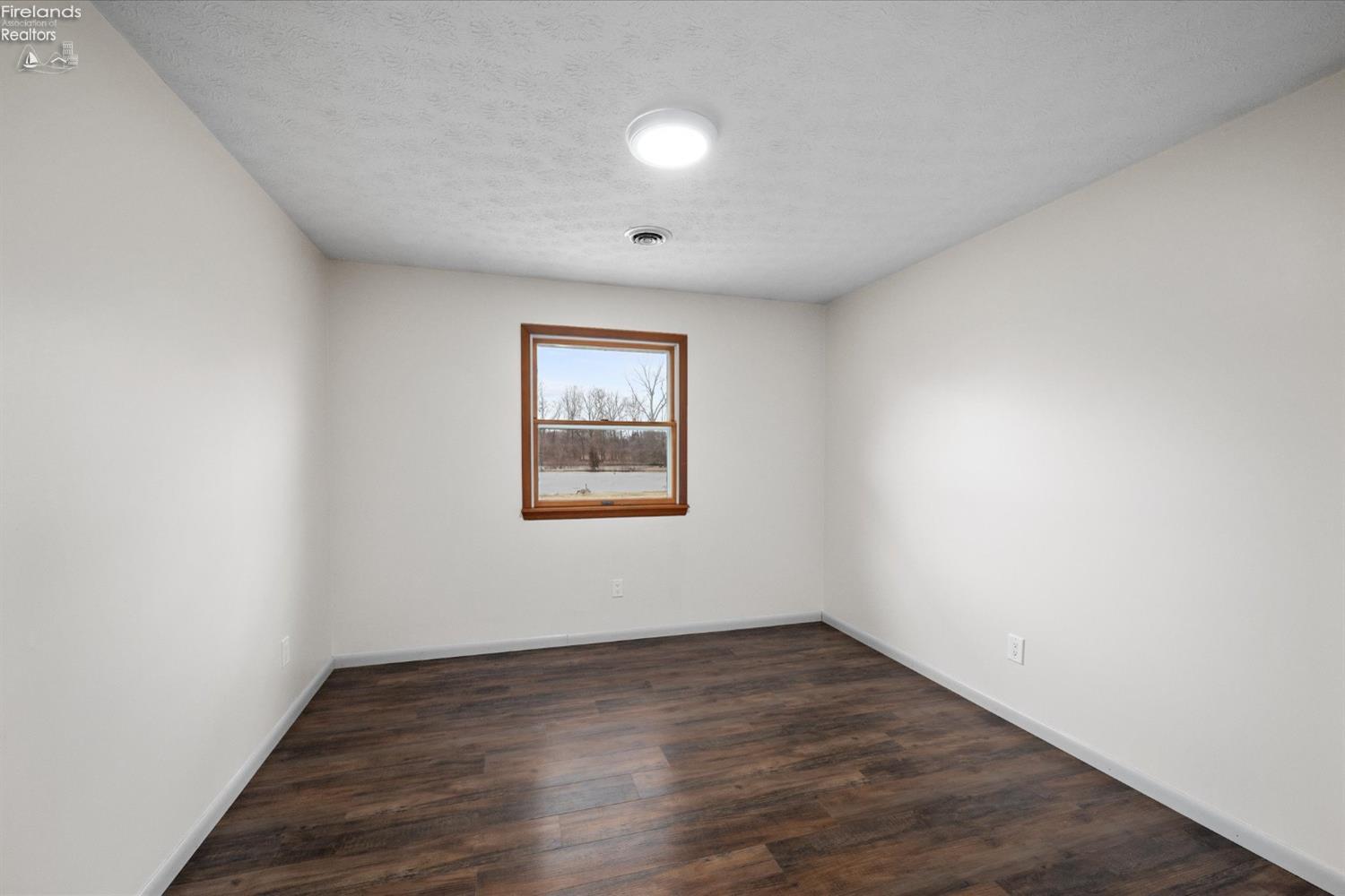 4615 E Muggy Road