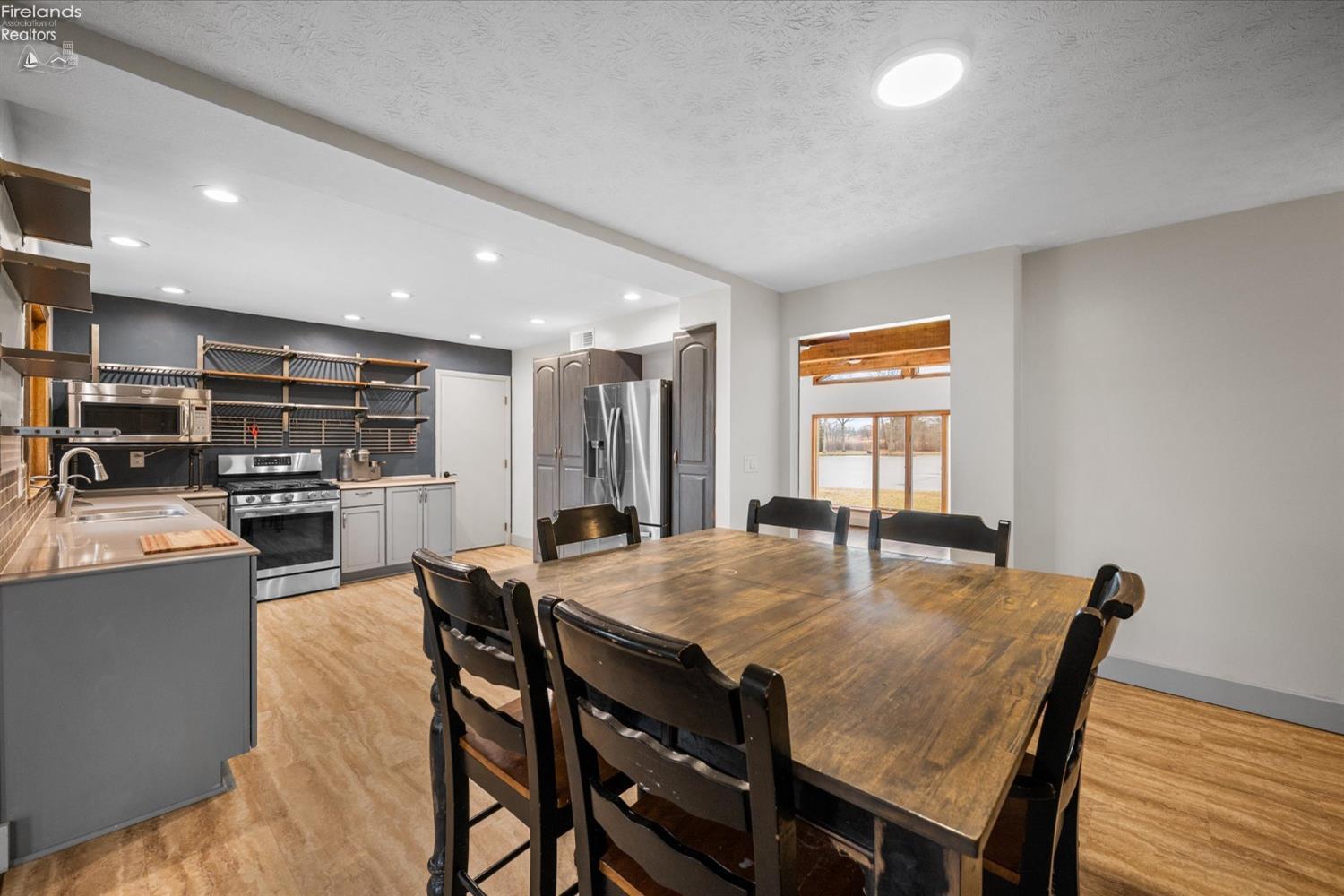 4615 E Muggy Road