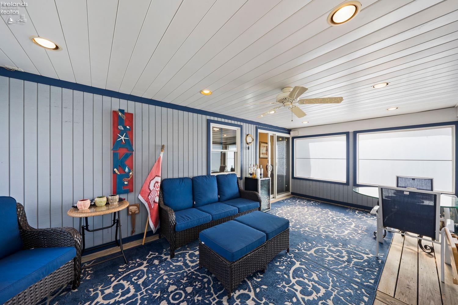 2976 N Chickadee Drive