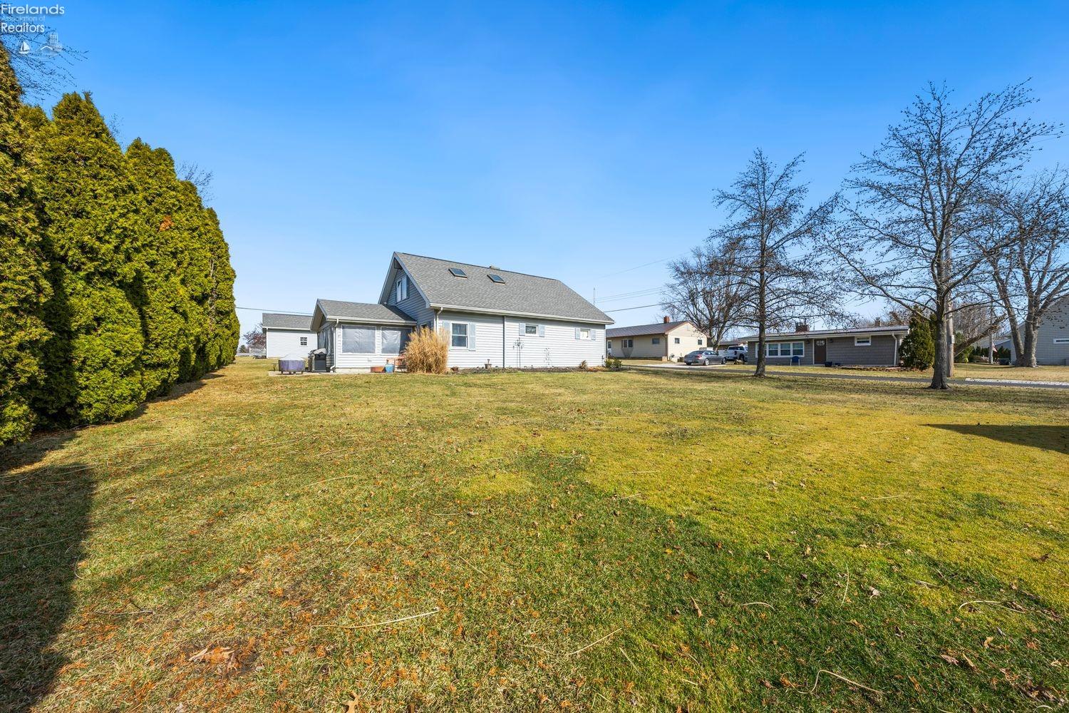 2976 N Chickadee Drive