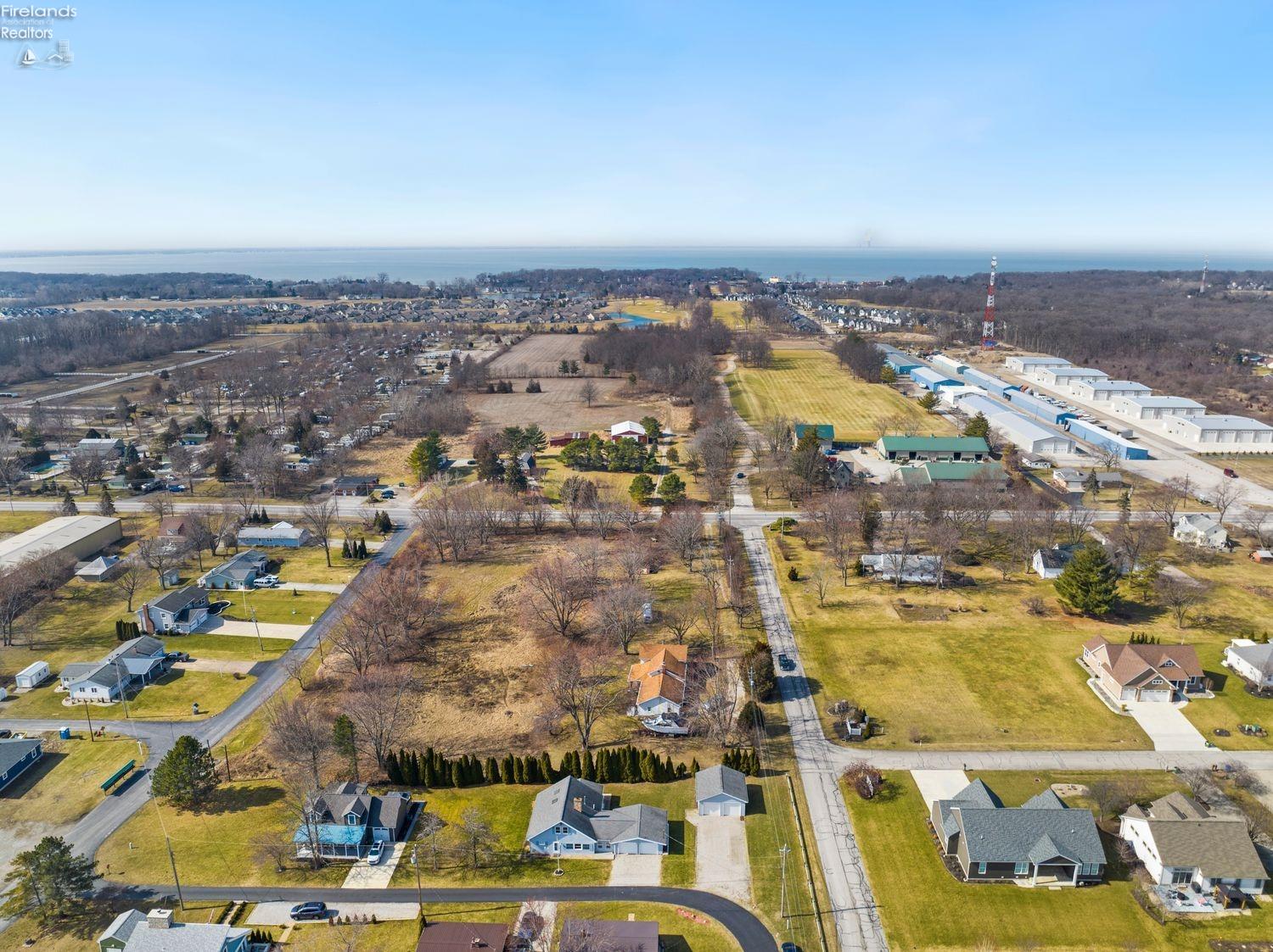 2976 N Chickadee Drive