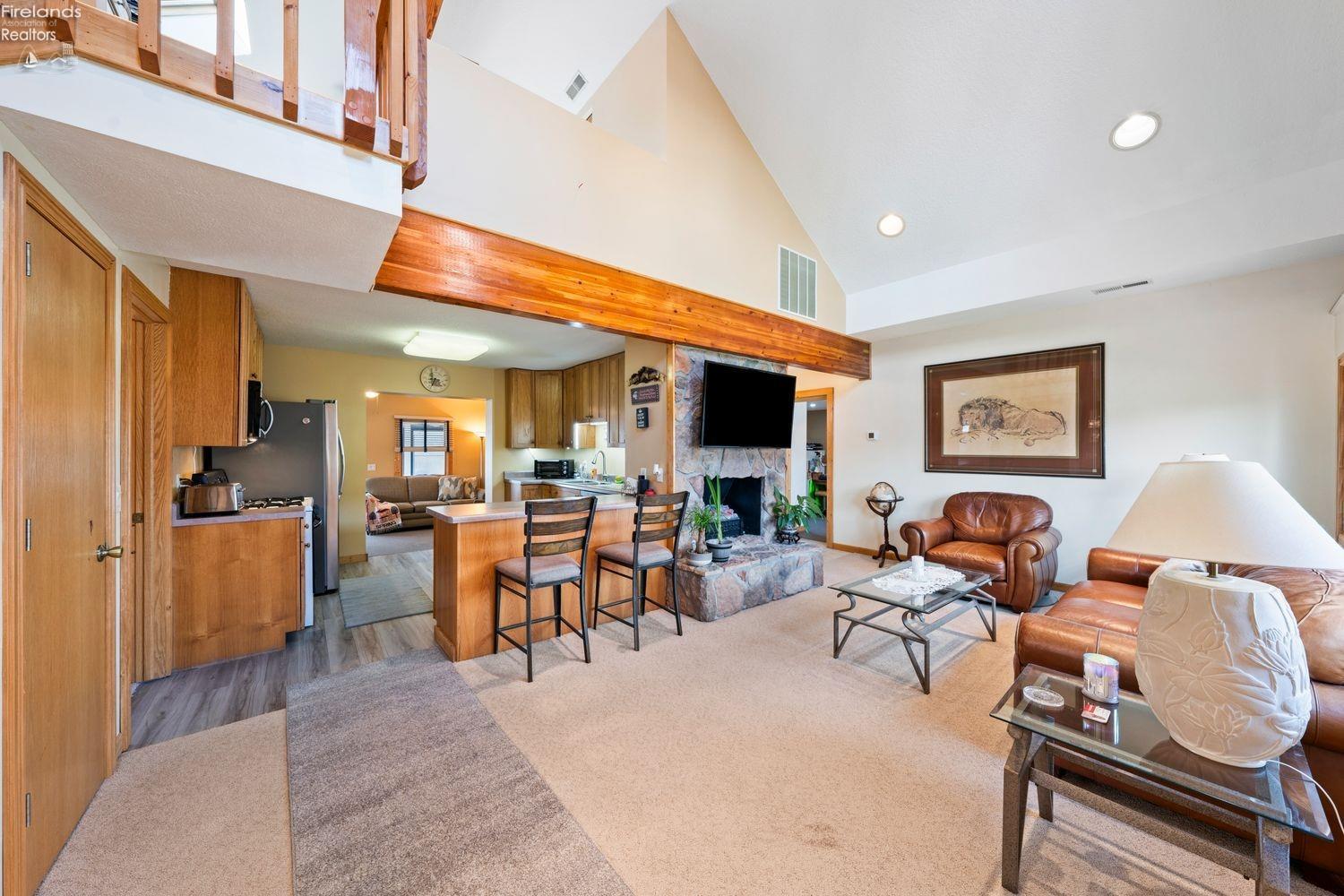 2976 N Chickadee Drive